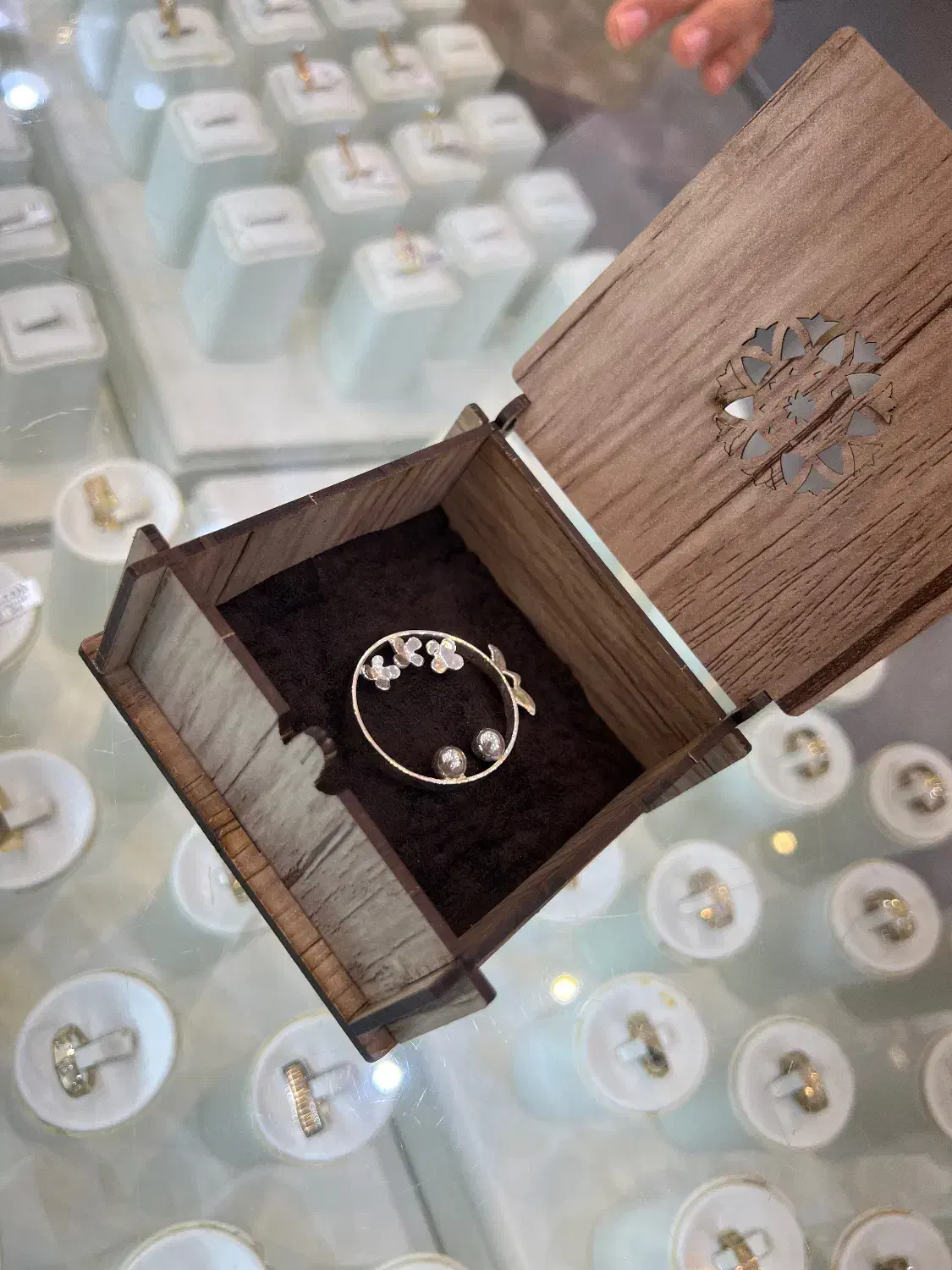 نقره دستساز نو|جواهرات|فسا, |دیوار