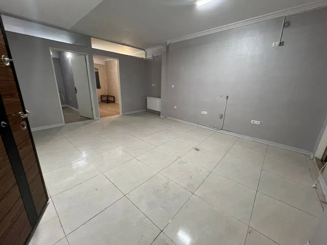 اداری بر خواجه رشید ۱۱۰ متر با ۶ اتاق|اجارهٔ دفتر کار، اتاق اداری، مطب|همدان, |دیوار