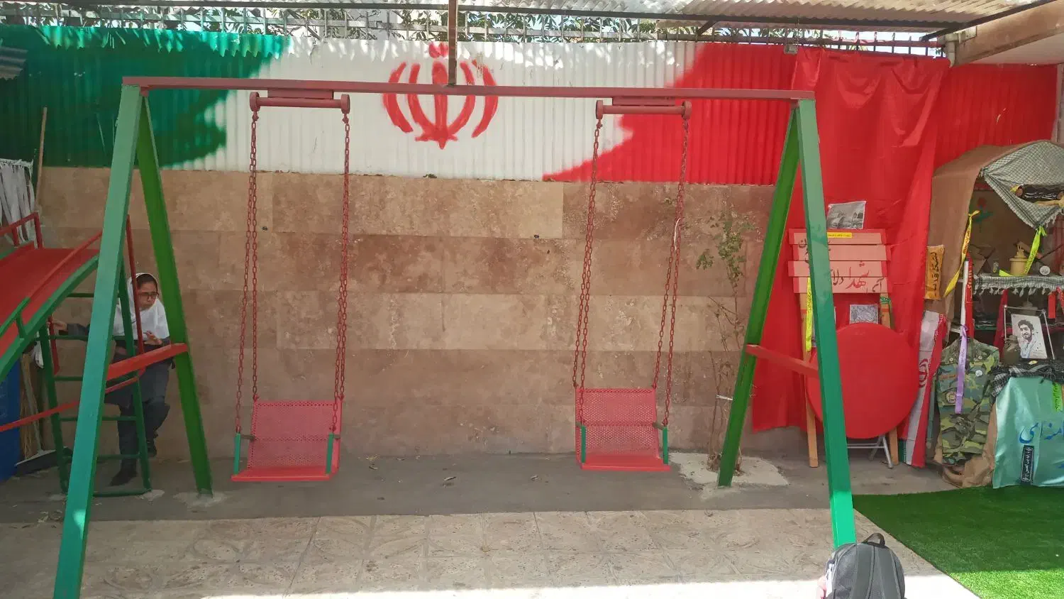 فروش تاپ وسرسره|اسباب‌بازی بچه|تهران, یاخجی آباد|دیوار