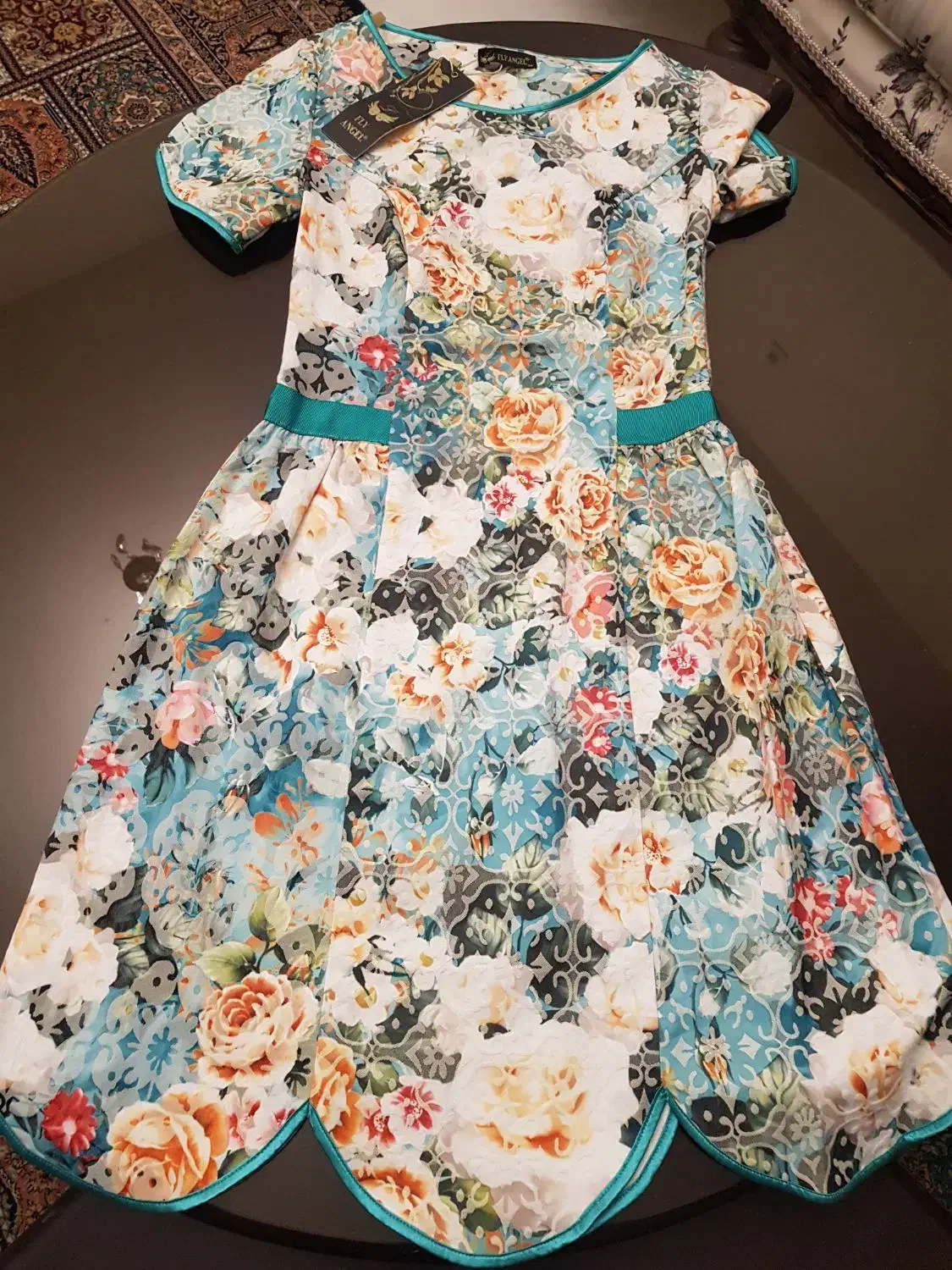 حراج تعدادی لباس خارجی تک سایز نو ۳۶تا۴۰|حراج|پردیس, فاز ۳|دیوار