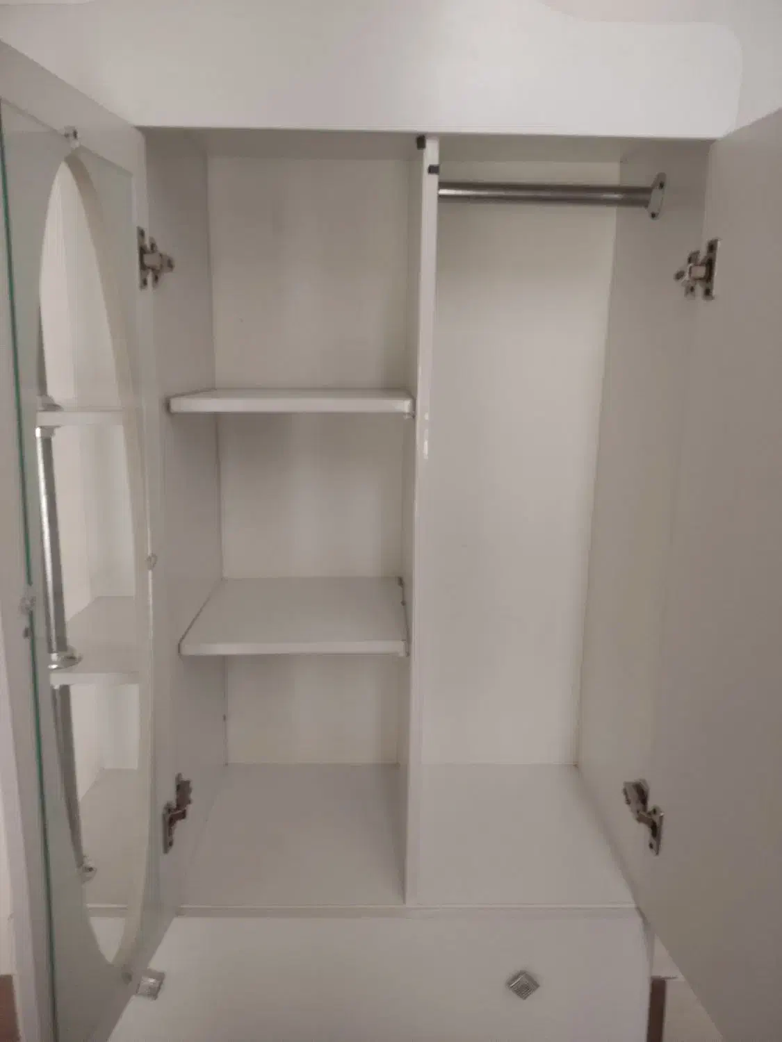 کمد سالم بدون خط وخش|جاکفشی، کمد، دراور|نظرآباد, رسالت|دیوار