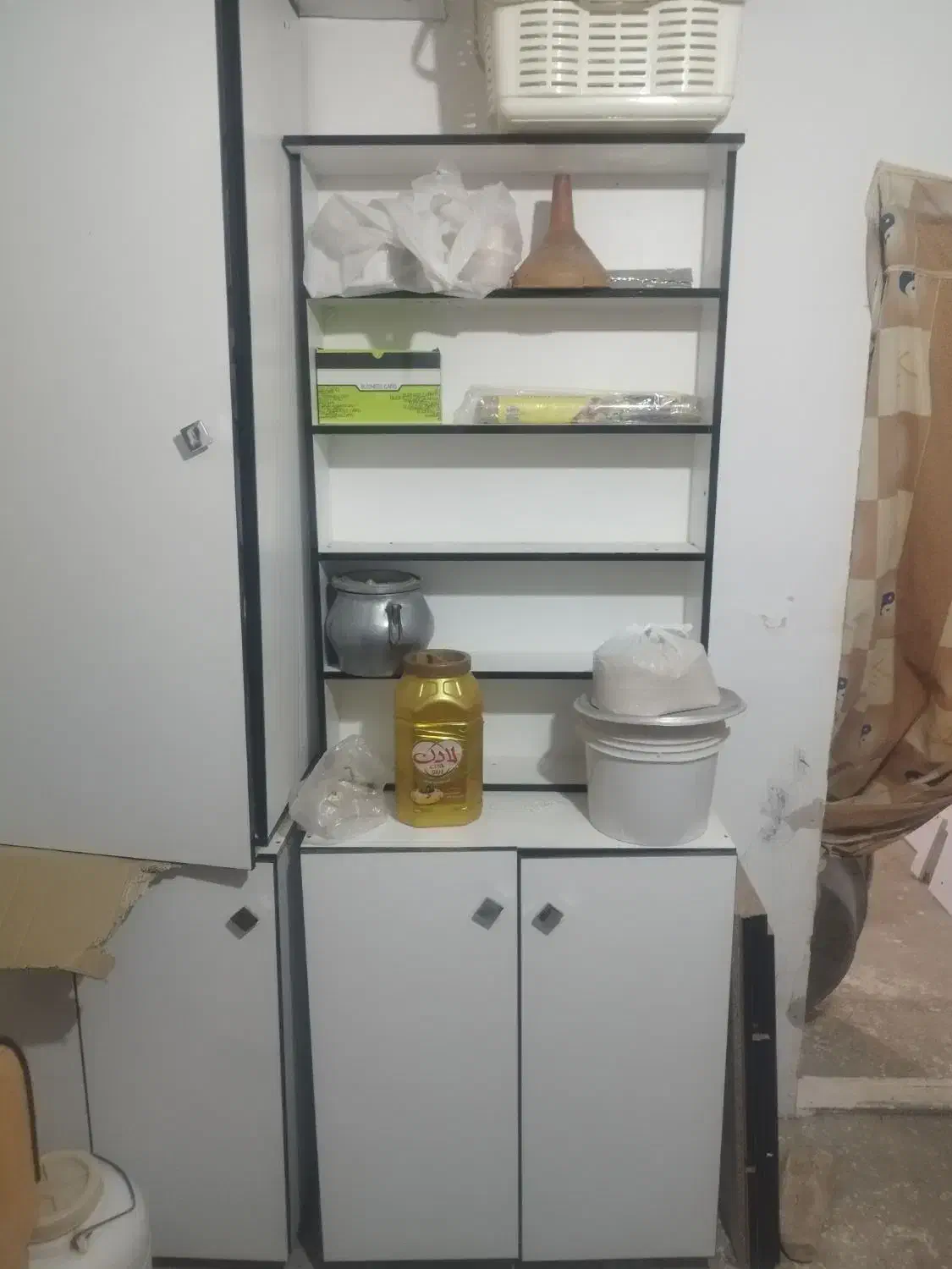 ویترین .کمد|بوفه، ویترین، کنسول|اسفرورین, |دیوار