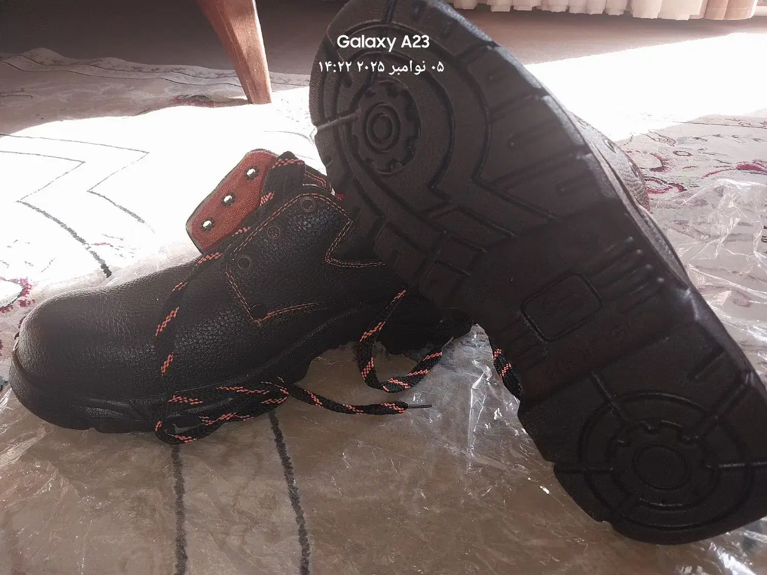 کفش ایمنی|کیف، کفش، کمربند|اهر, |دیوار