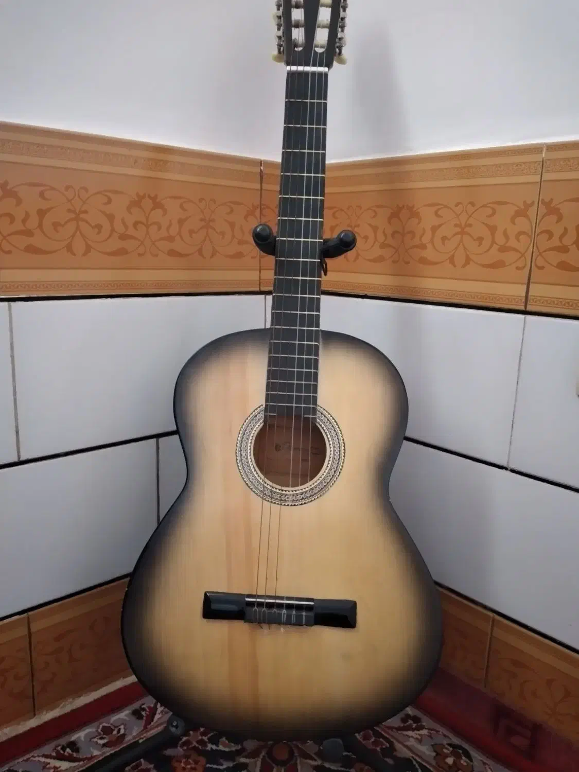 گیتار|گیتار، بیس، امپلیفایر|شهرکرد, |دیوار