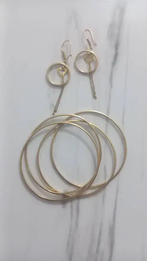 النگو سایز یک آیینه ای و گوشواره|بدلیجات|دهلران, |دیوار