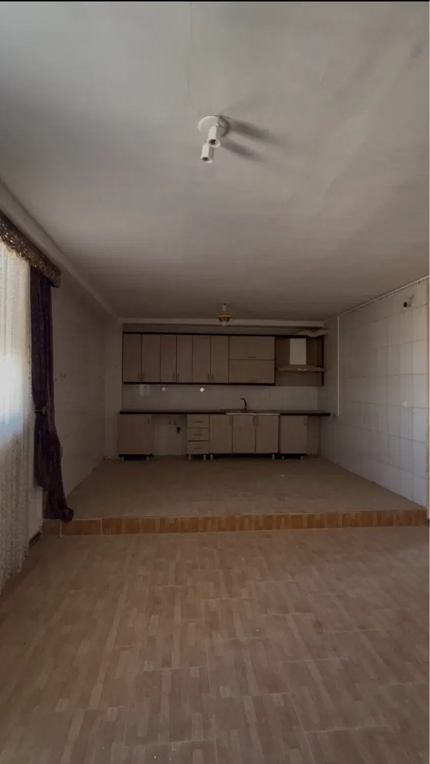 فروش واحد کارمندی طبقه دوم اقساط تسویه|فروش آپارتمان|دهلران, |دیوار