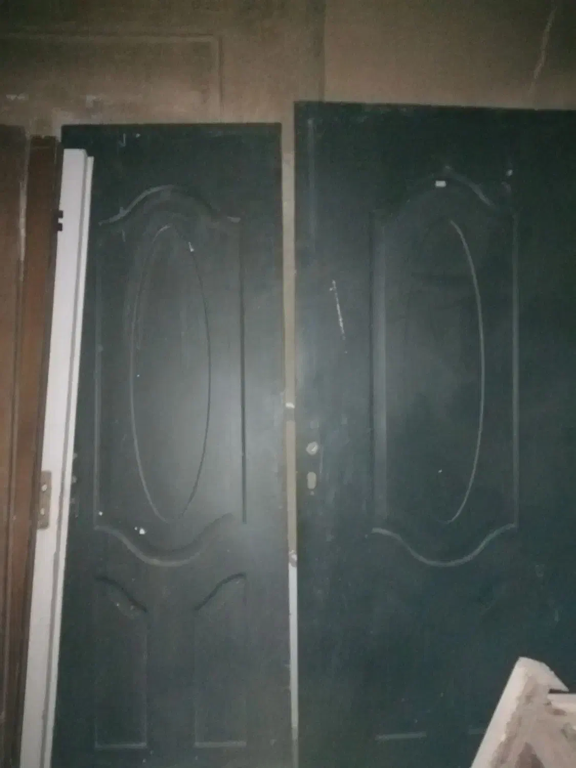 درب چوبی|مصالح و تجهیزات ساختمان|فرخ‌شهر, |دیوار