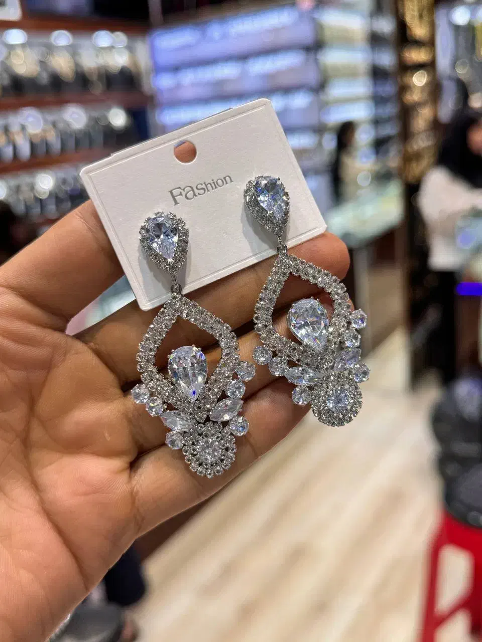 گوشواره جواهری|جواهرات|تهران, شهرک شریفی|دیوار