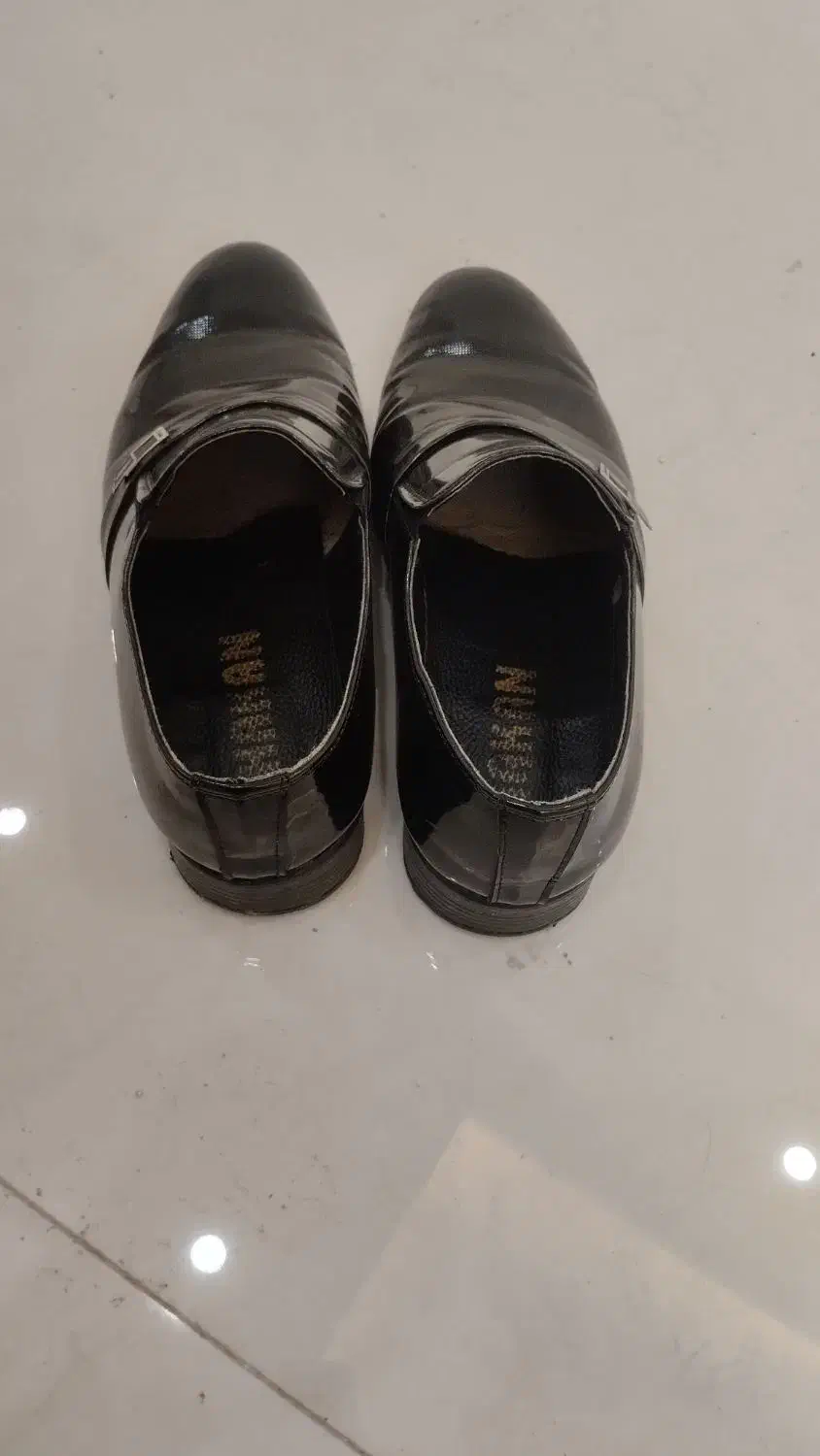 شوبرو|کیف، کفش، کمربند|بجنورد, |دیوار