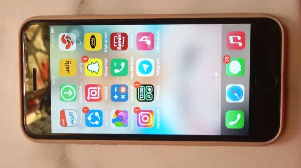 گوشی آیفون 8 حافظه ۲۵۶|موبایل|بمپور, |دیوار