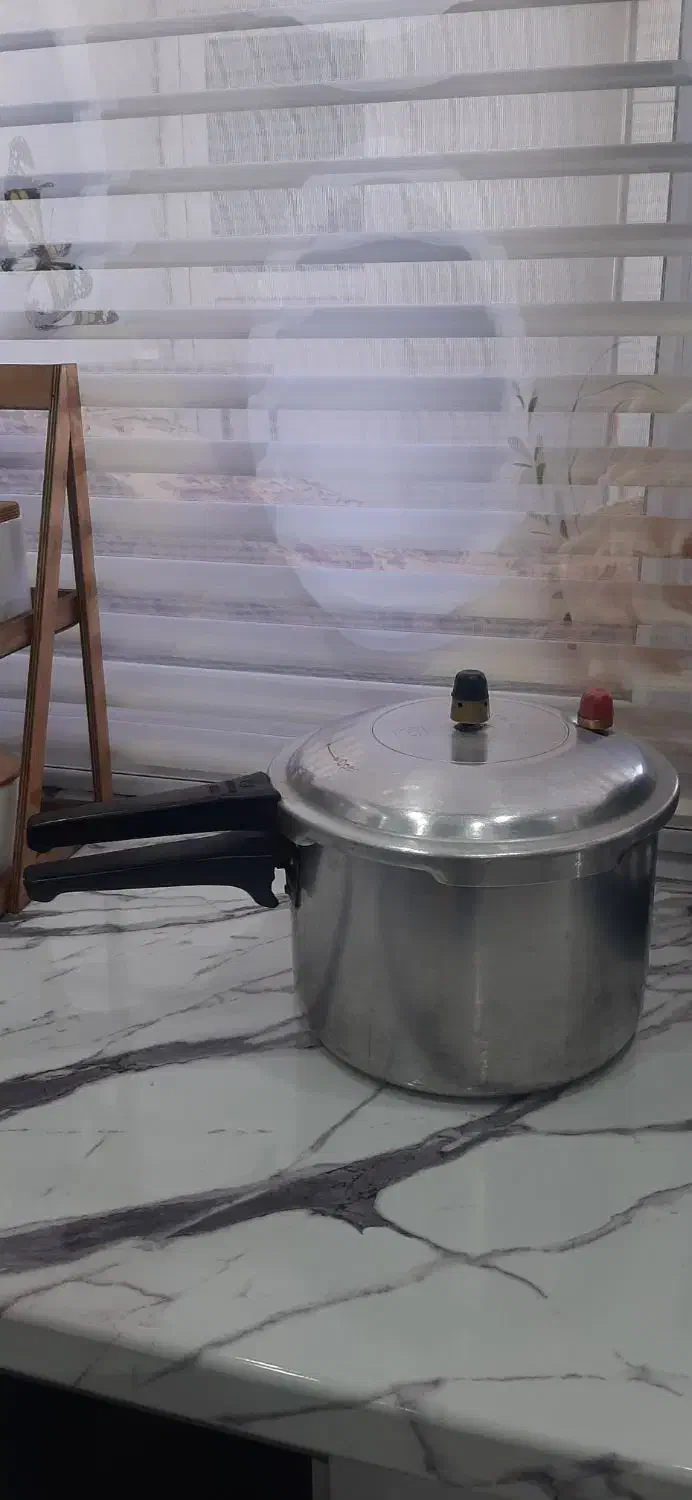 زود پز تک دست|ظروف پختوپز|الیگودرز, |دیوار