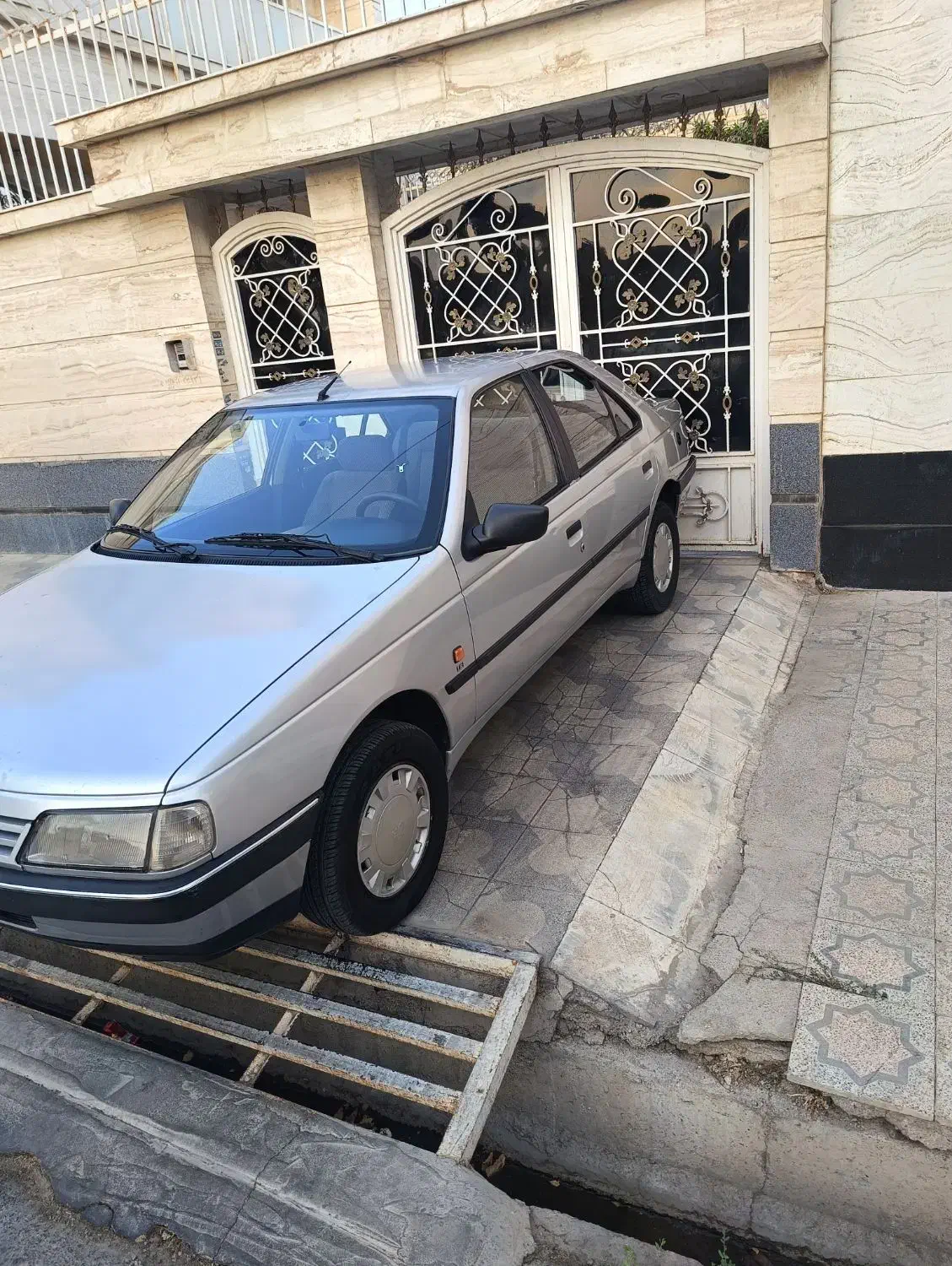 پژو 405 مدل1388|خودرو سواری و وانت|شیراز, شهرک مطهری|دیوار