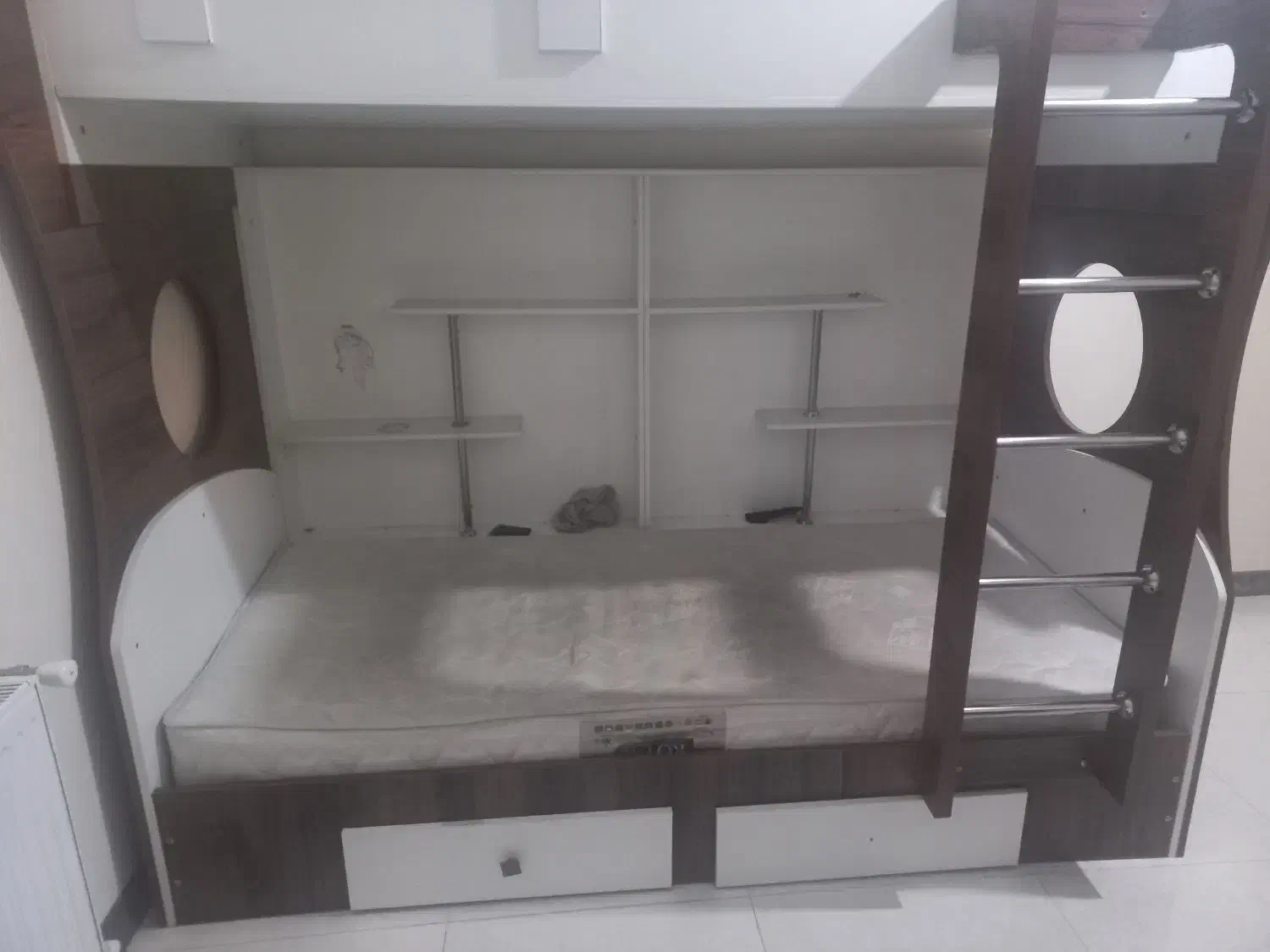 تخت دو طبقه جوان قابل تبدیل و محکم|تخت و سرویس خواب|فردیس, منظریه|دیوار