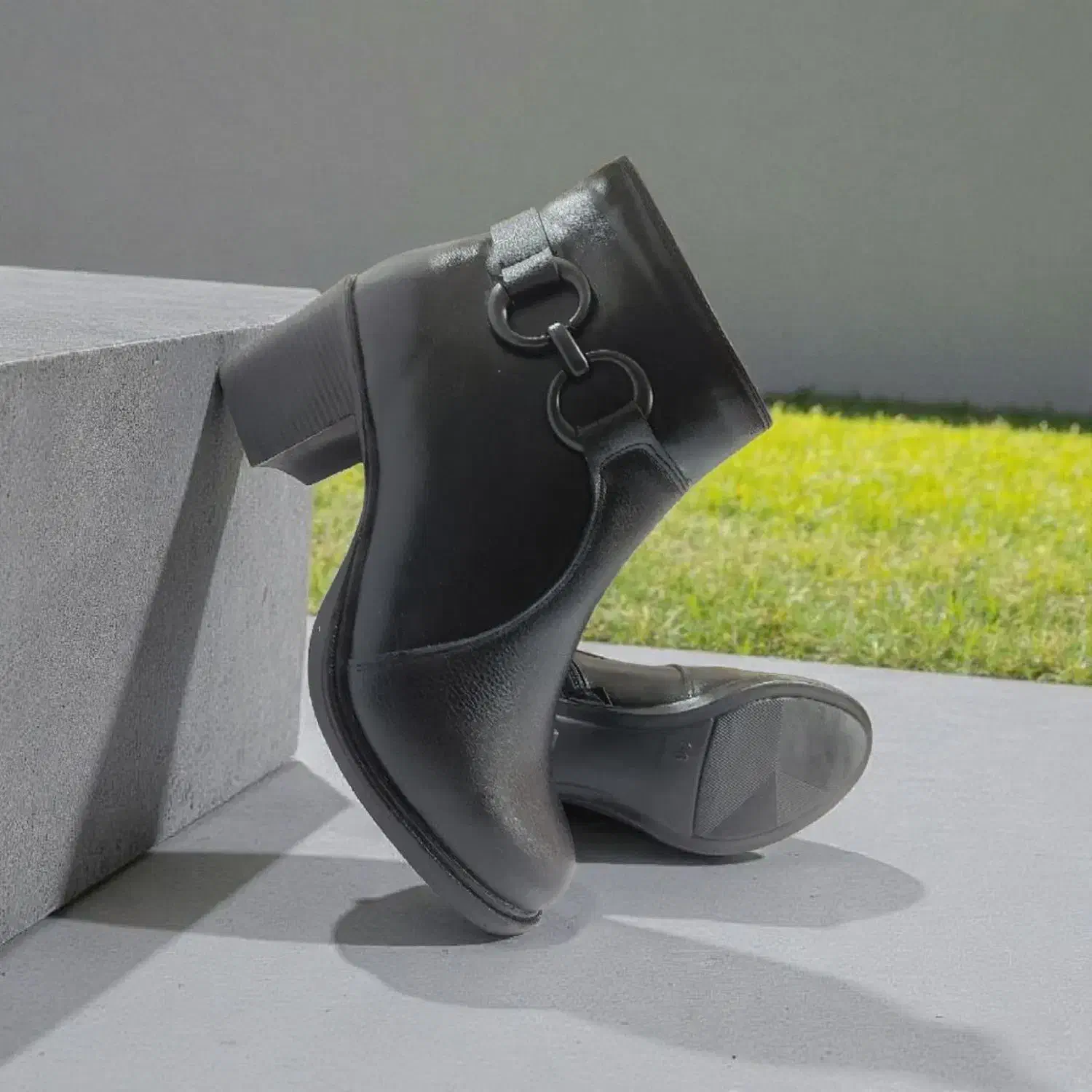 نیم بوت زنانه ارسال رایگان|کیف، کفش، کمربند|تهران, مشیریه|دیوار