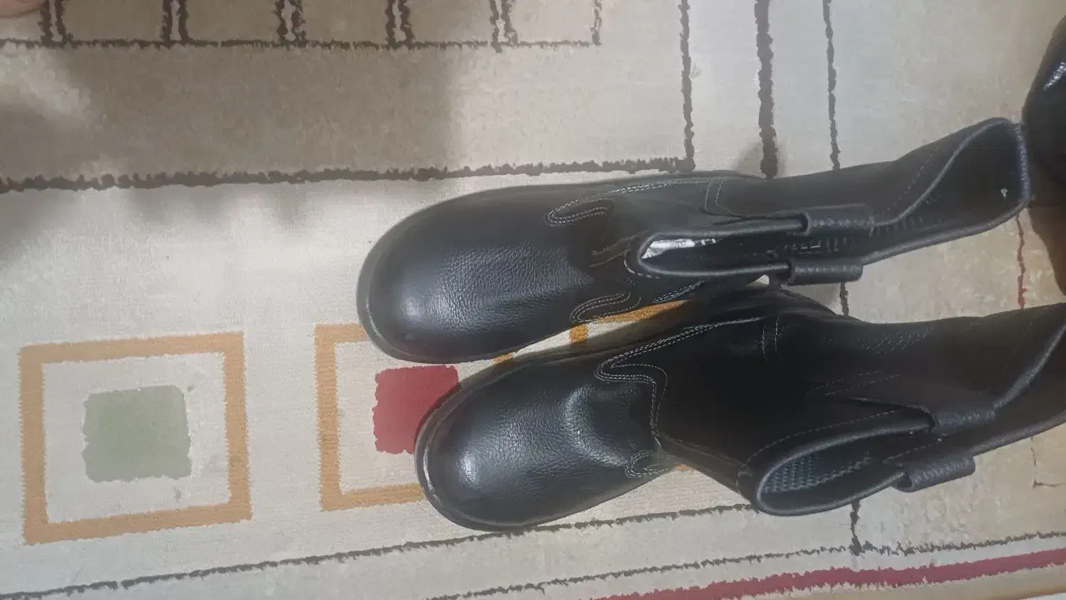 کفش ایمنی ساق بلند|کیف، کفش، کمربند|شیراز, انجیر|دیوار