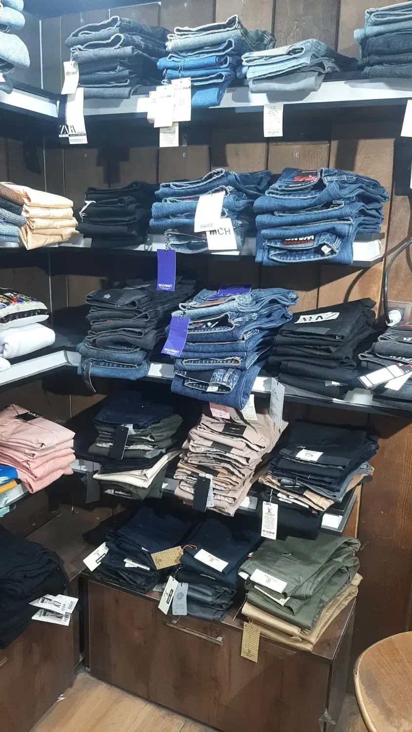 واگذاری مغازه بوتیک مردانه با کلیه اجناس|اجارهٔ مغازه و غرفه|شوش, |دیوار