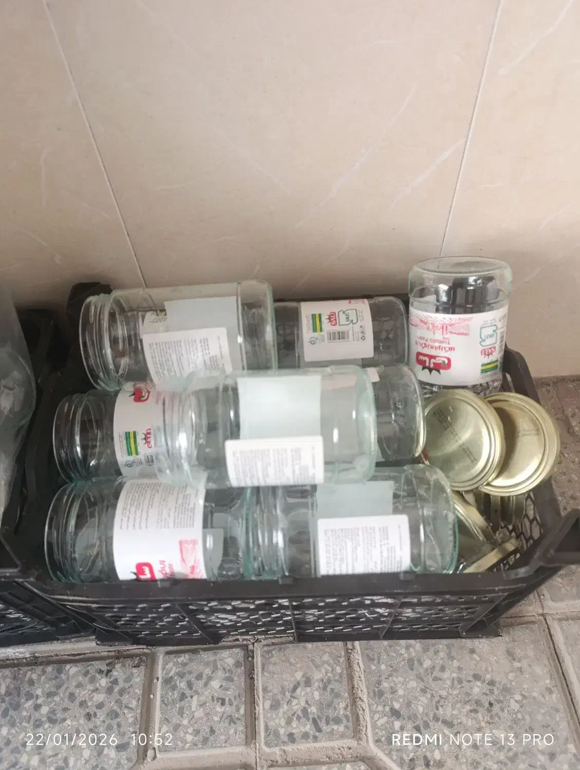 شیشه ترشی و رب|ظروف نگهدارنده، پلاستیکی، یک‌بارمصرف|فلاورجان, |دیوار