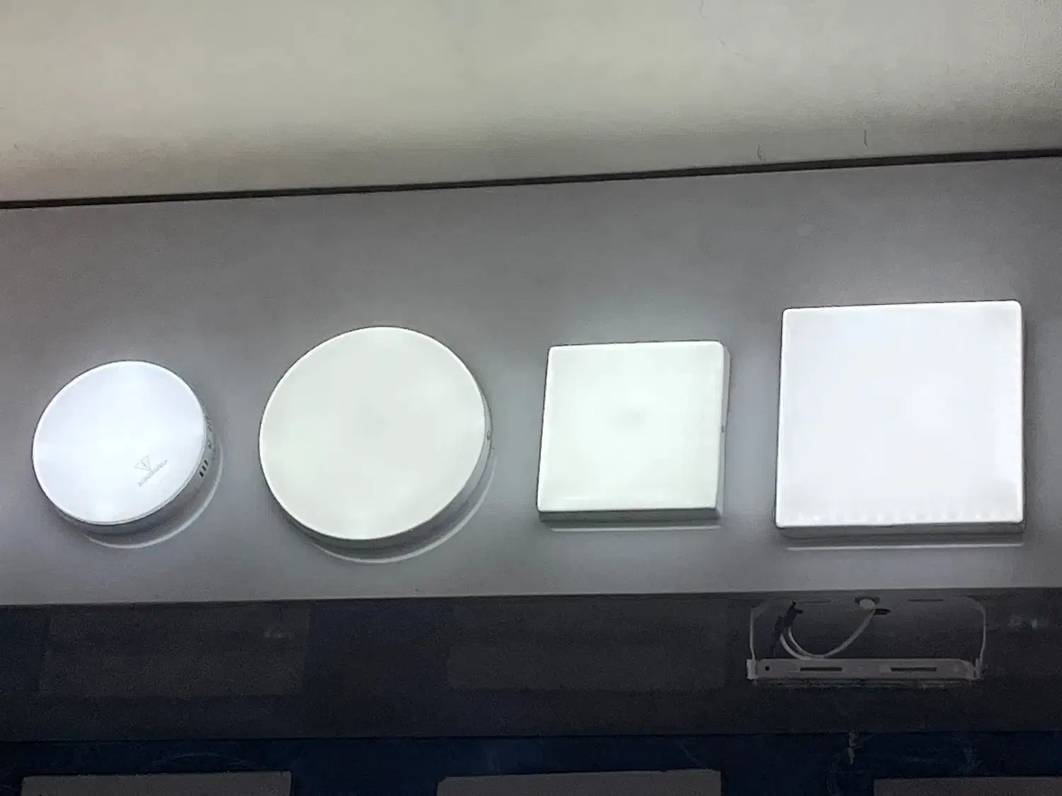 لاین نوری و پنل توکار و روکار|لامپ و چراغ|تبریز, |دیوار