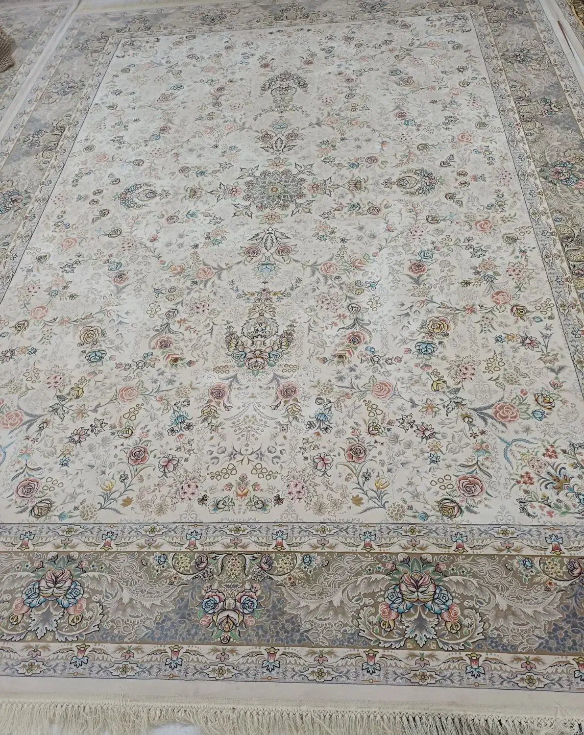 ۳ عدد فرش ۱۲ متری نو|فرش|میانه, |دیوار