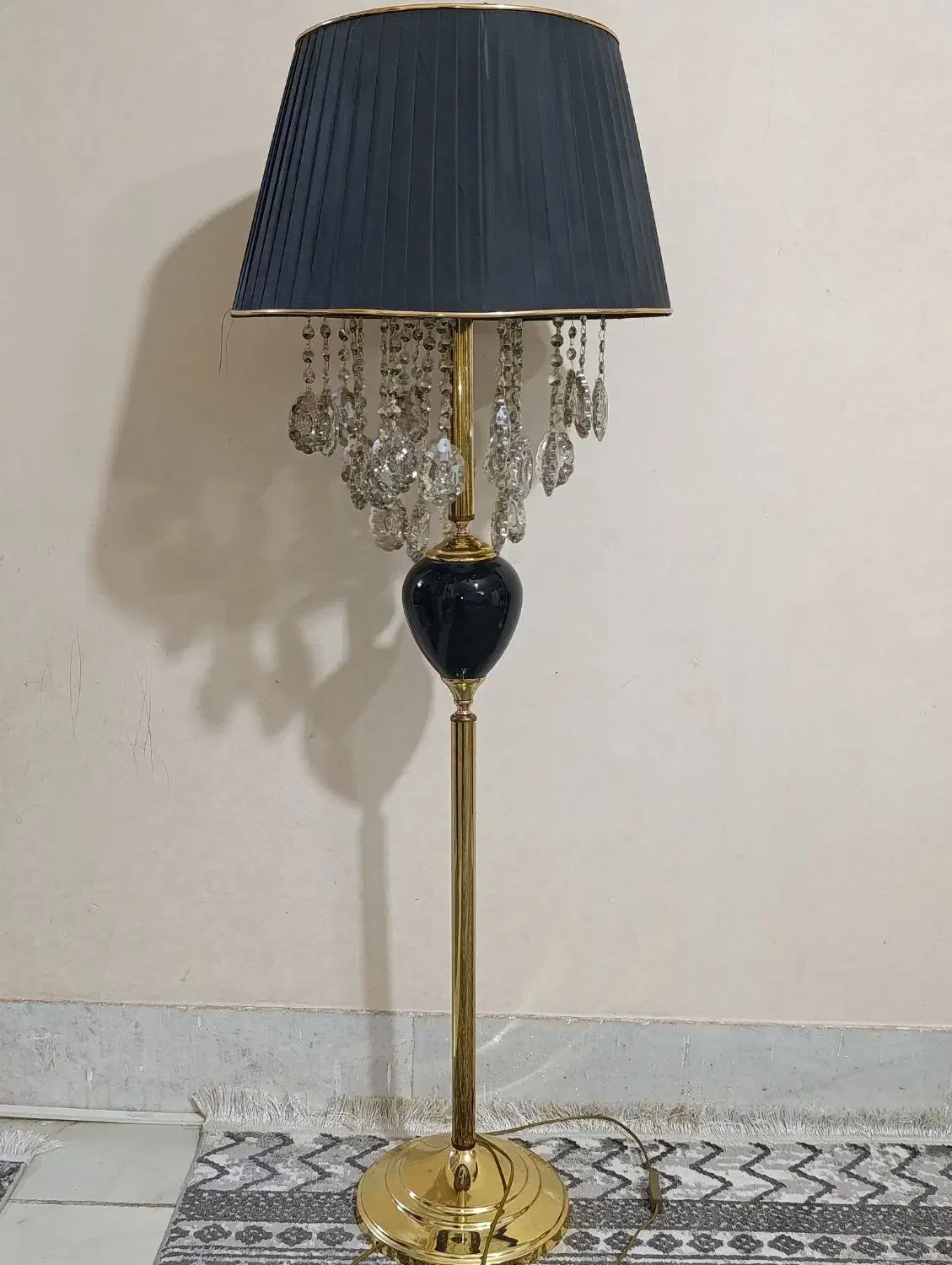 آباژور ایستاده|چراغ خواب و آباژور|زاهدان, |دیوار