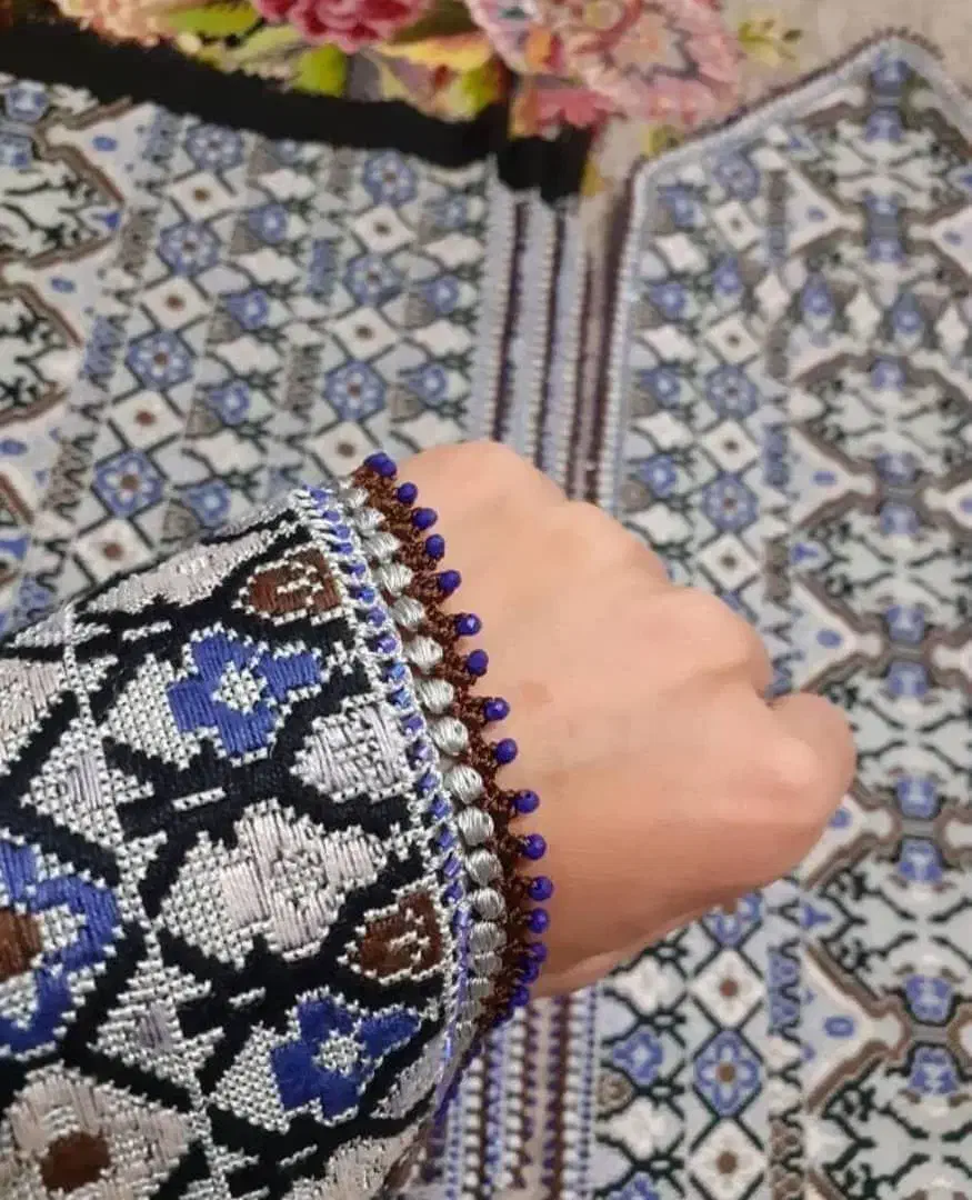 کریشی|لوازم خیاطی و بافتنی|بافق, |دیوار