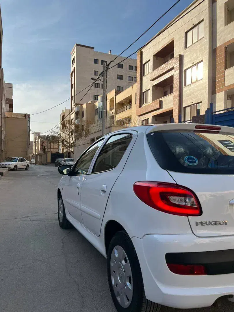 ۴۰۴تیوفایو ۹هزار کار|خودرو سواری و وانت|کرمان, |دیوار