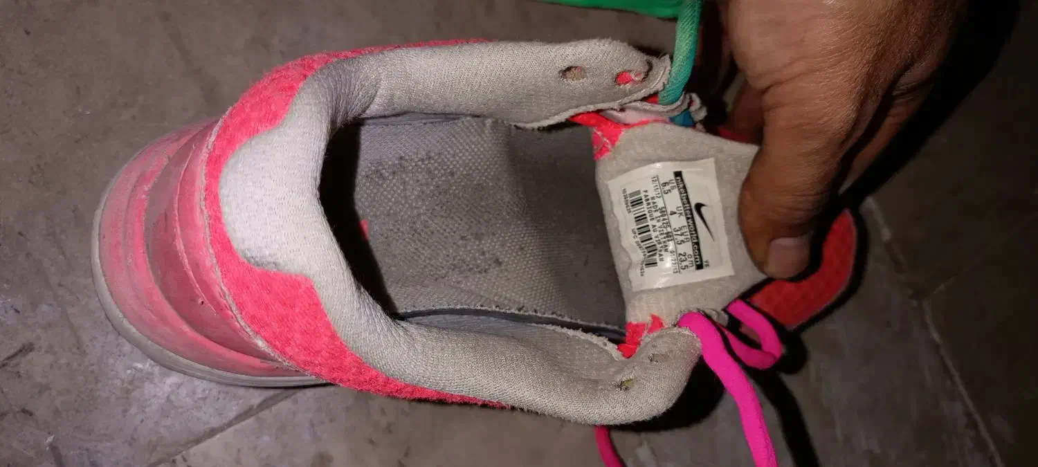 کتونی|کیف، کفش، کمربند|پاکدشت, پاکدشت (مامازند)|دیوار