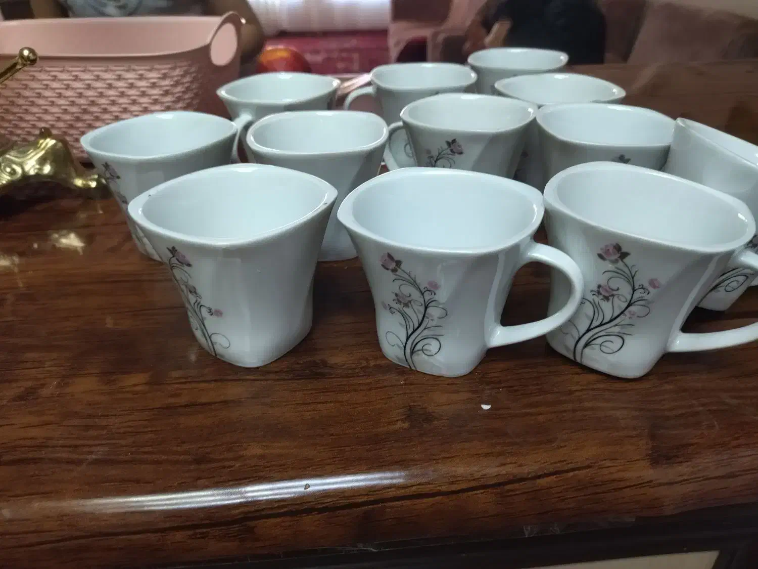 فنجان چینی|ظروف سرو و پذیرایی|اهر, |دیوار