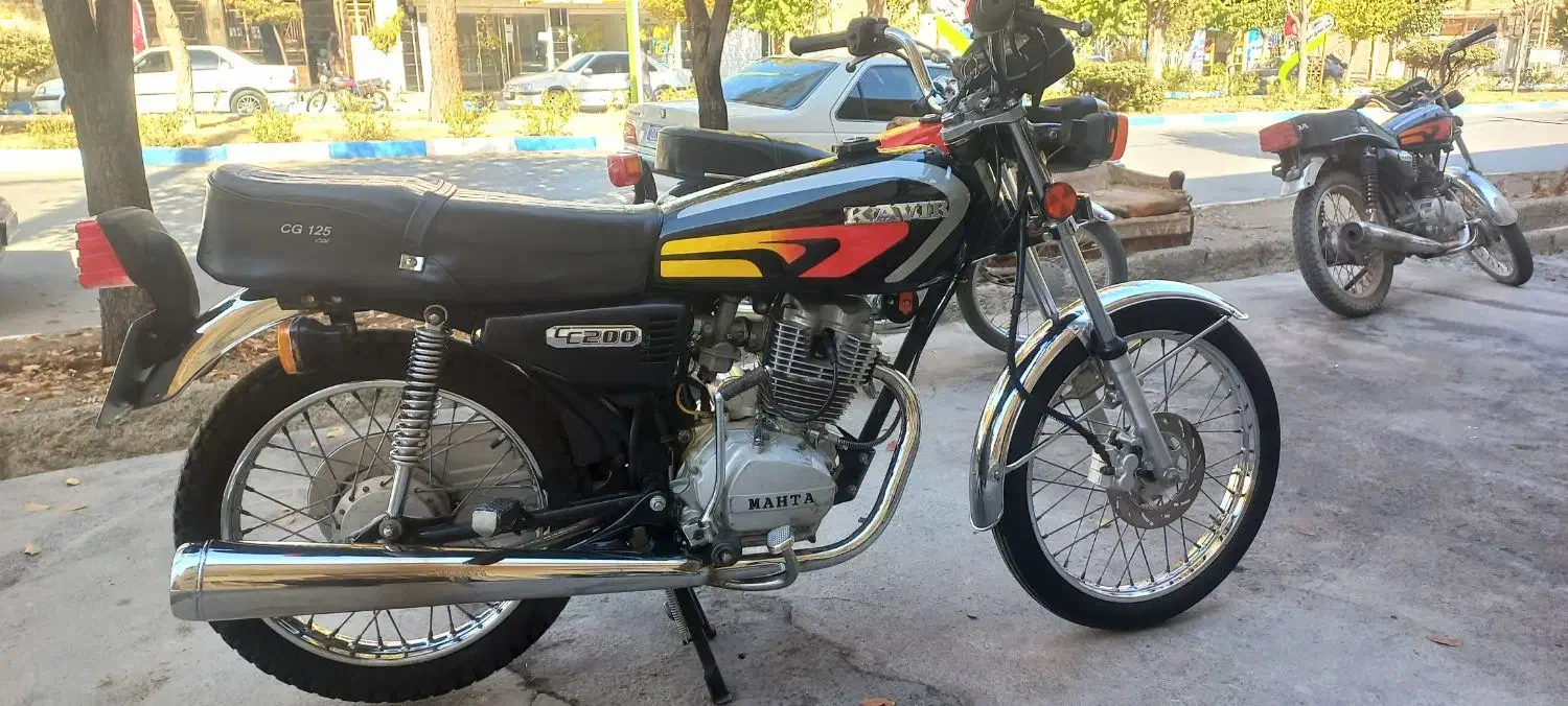 موتور ۲۰۰ کاربرات ۹۲|موتورسیکلت|فولادشهر, باغشاد|دیوار