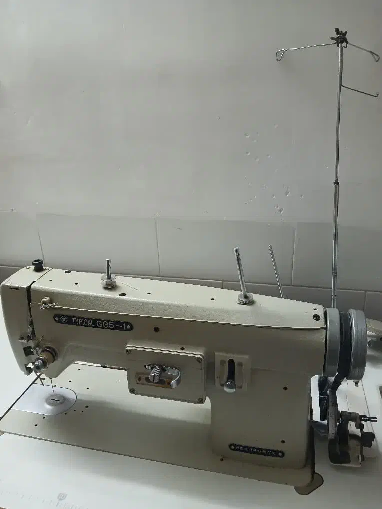 چرخ گلدوزی|چرخ خیاطی و ریسندگی|یزد, |دیوار