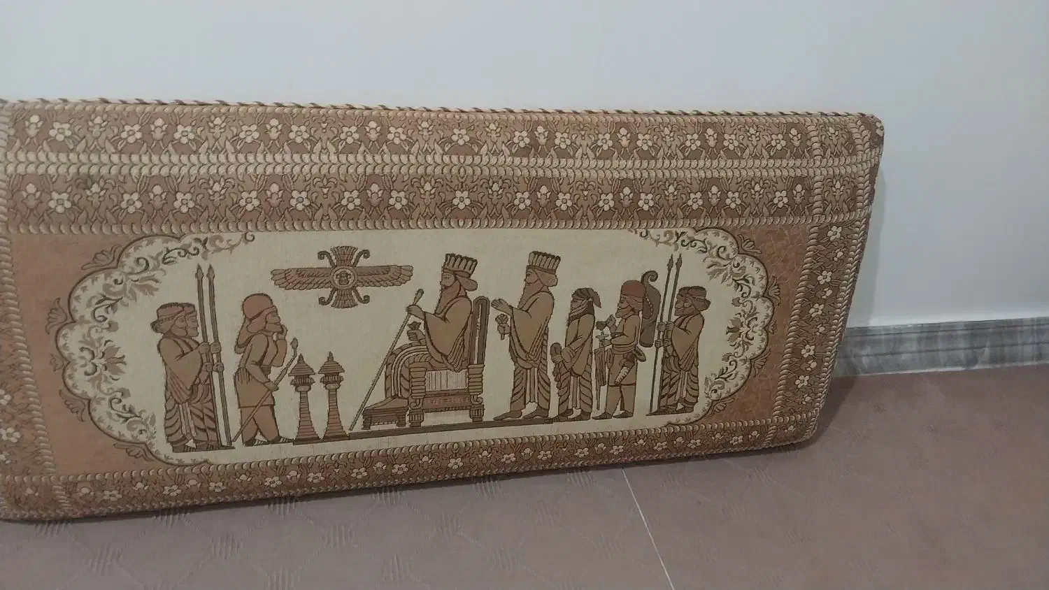 پشتی|پشتی|مسجد سلیمان, |دیوار