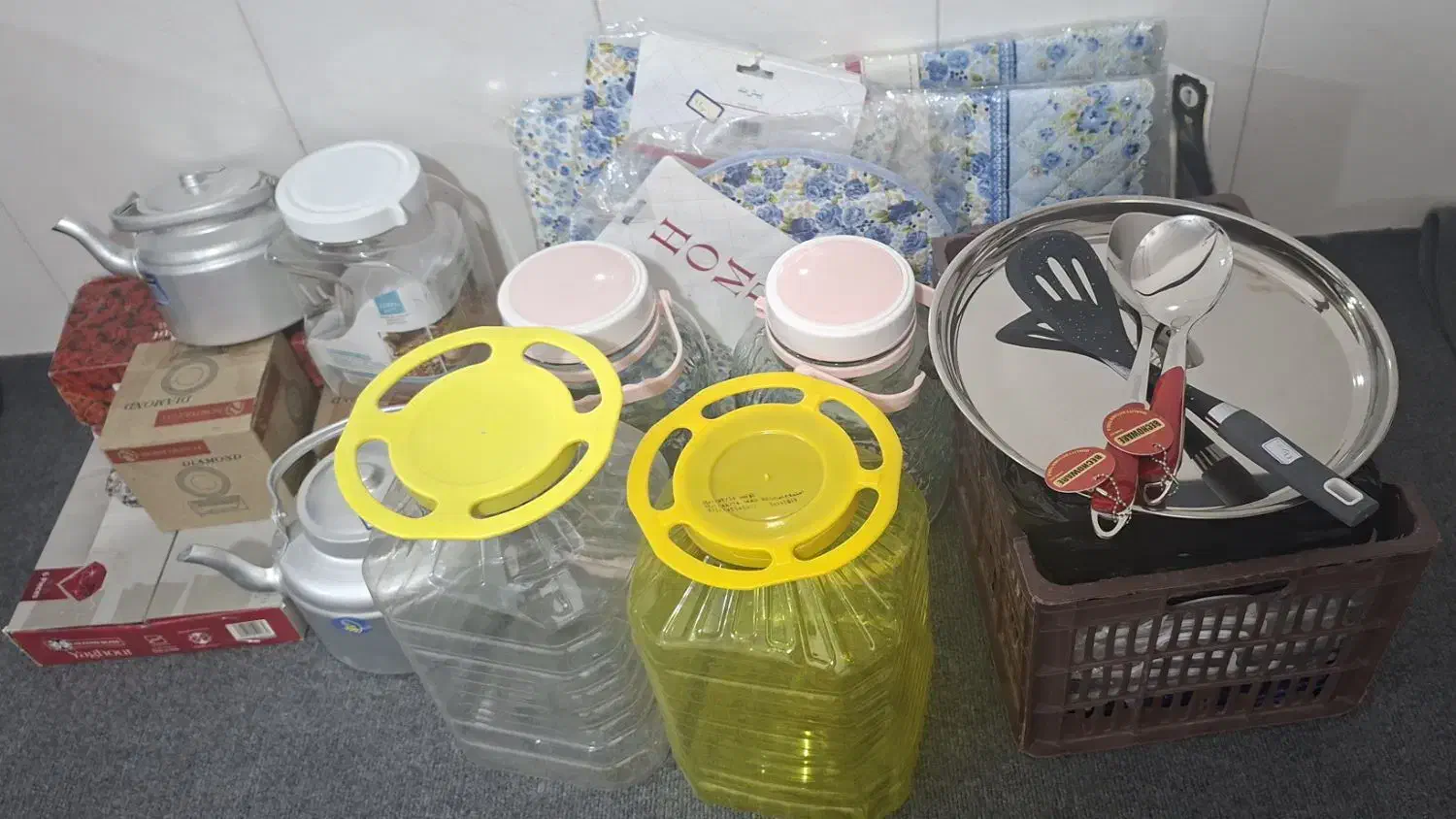 ظروف اشپز خونه|ظروف پخت‌وپز|بندر گناوه, |دیوار