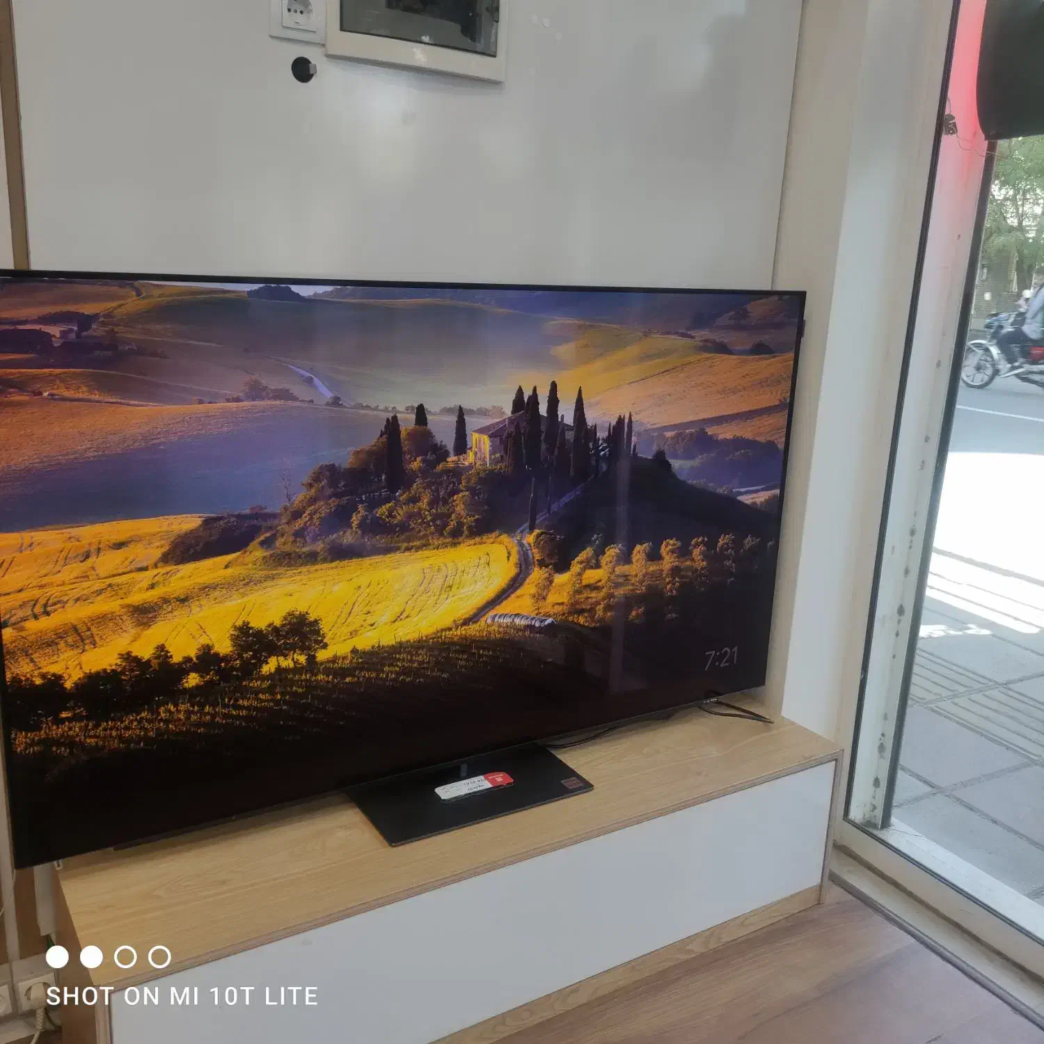 تلویزیون بازنشستگی|تلویزیون و پروژکتور|اراک, |دیوار