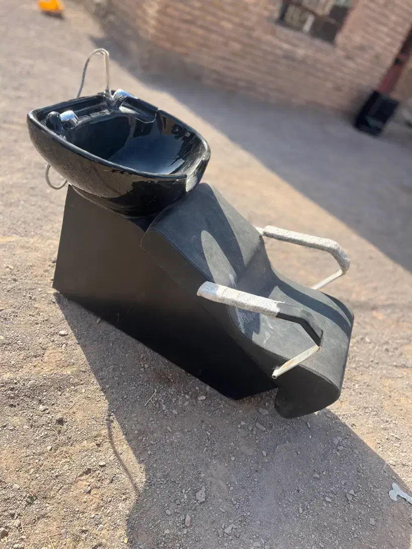 سرشور ارایشگاه|آرایشگاه و سالن‌های زیبایی|تایباد, |دیوار