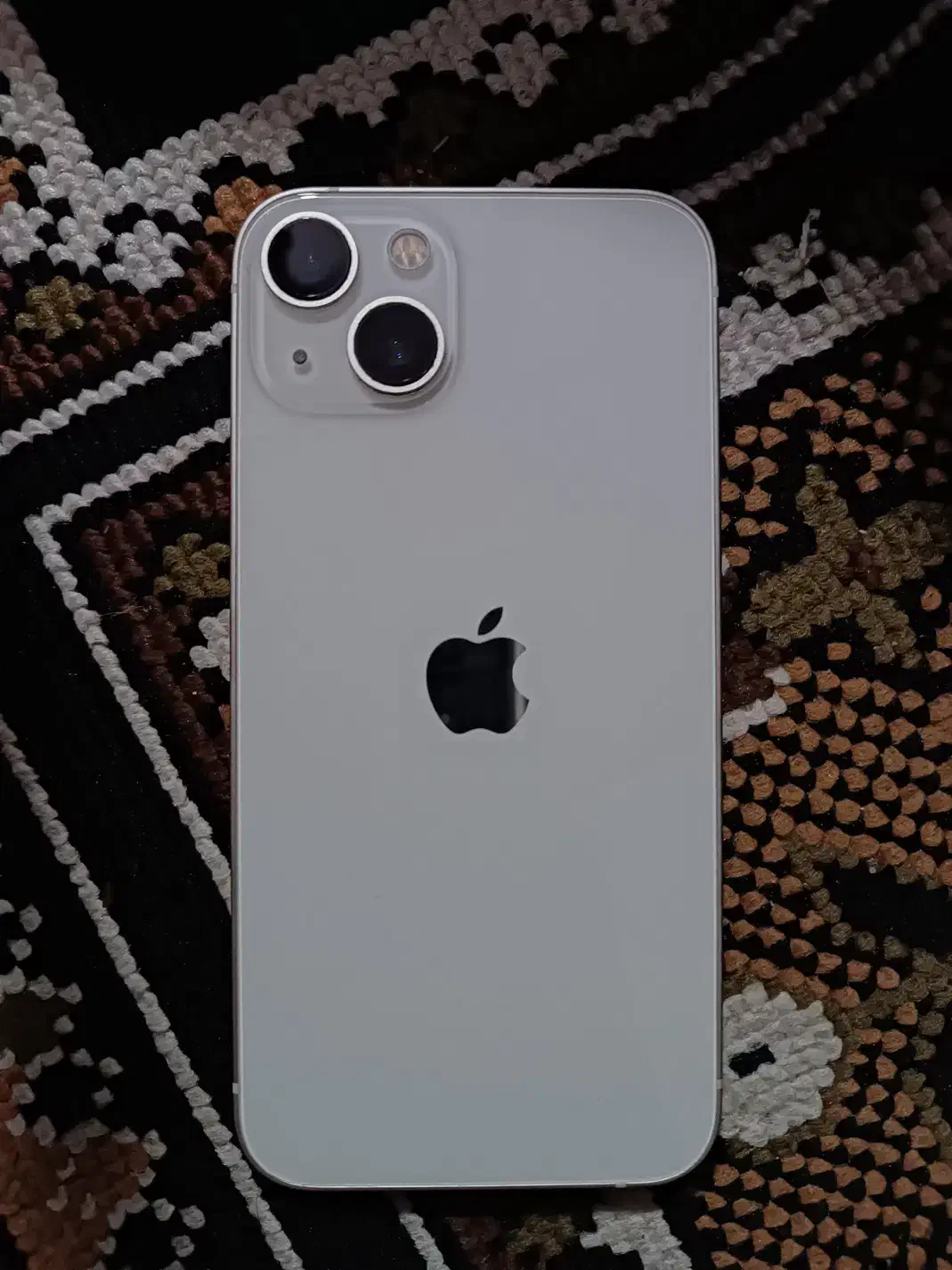 iPhone 13 normal|موبایل|اقبالیه, |دیوار