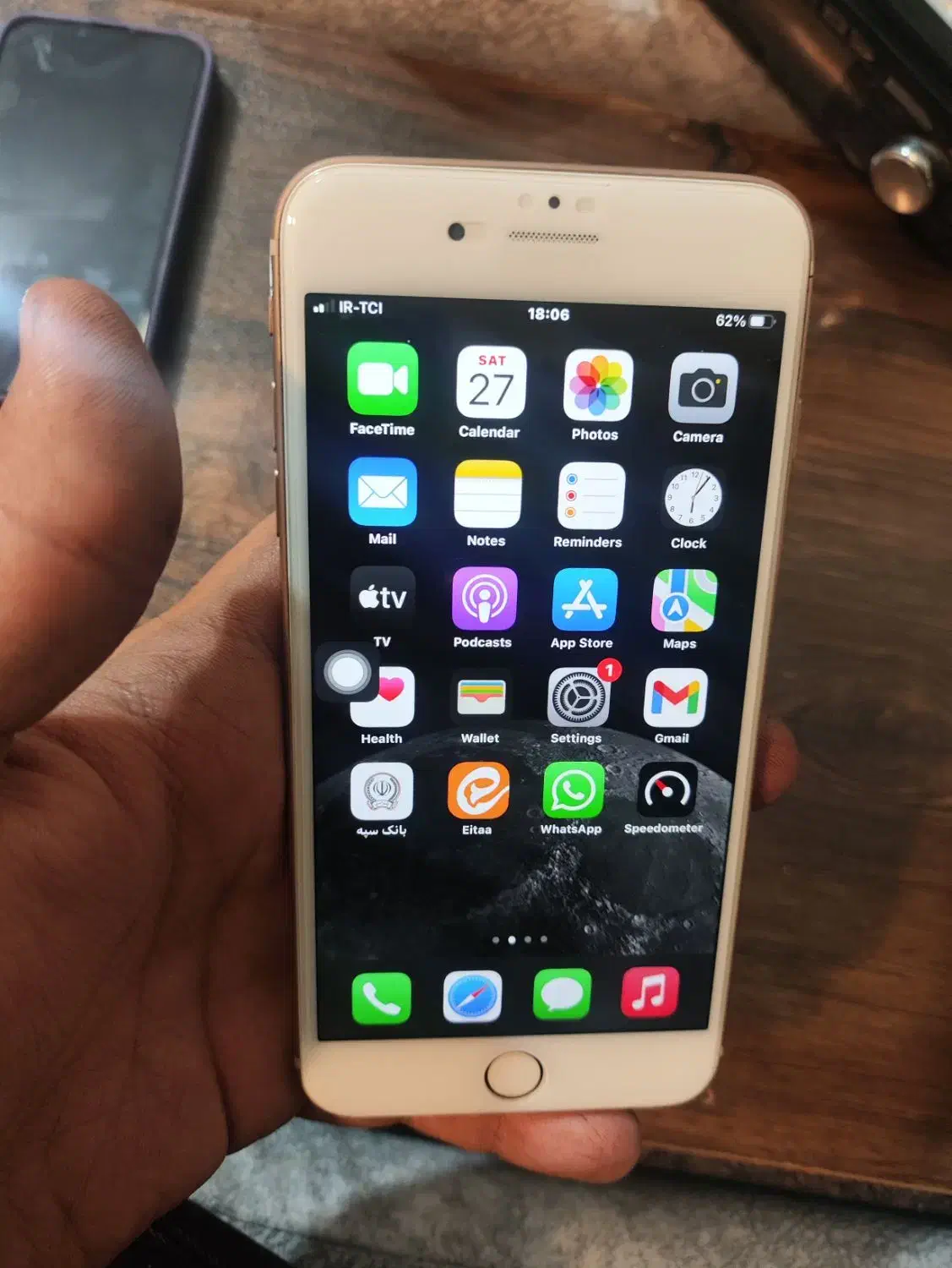 iphone 8 plus 64 lla|موبایل|کرمان, |دیوار