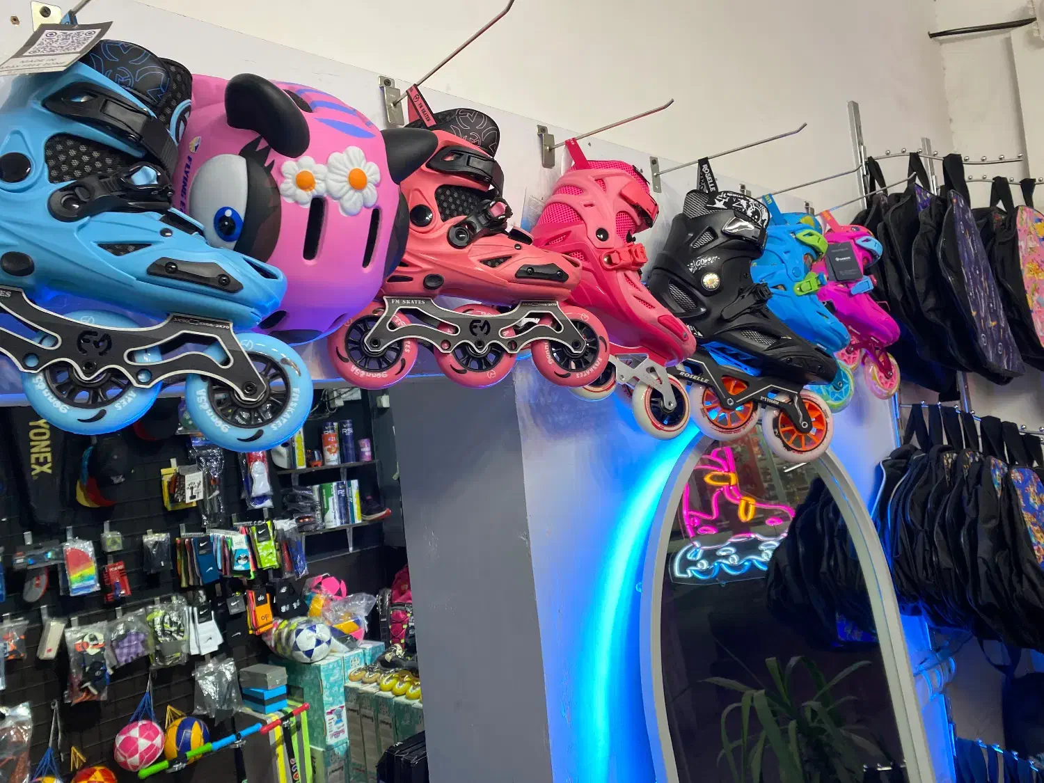 اسکیت|دوچرخه، اسکیت، اسکوتر|گنبد کاووس, |دیوار