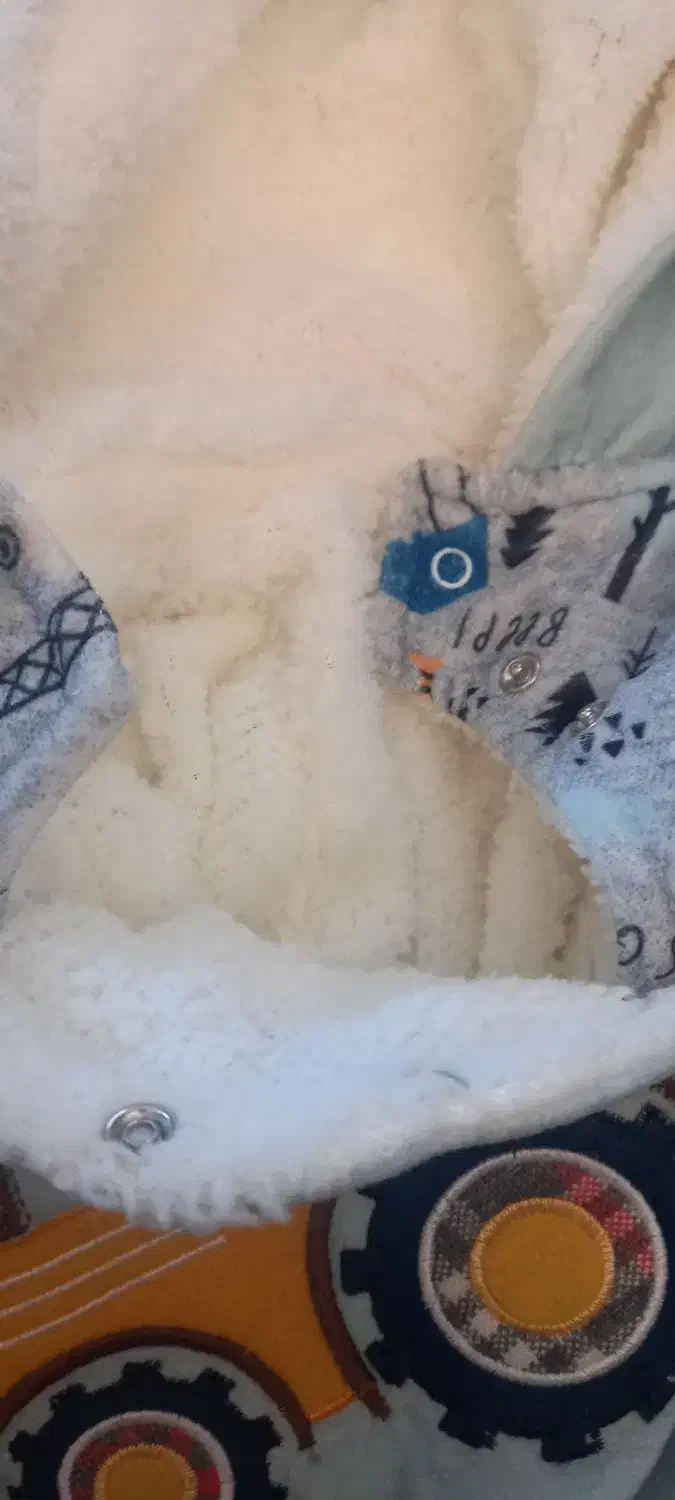 کاپشن بچه گانه ‌نوزادی سرهمی مخمل|کفش و لباس بچه|اصفهان, سرچشمه|دیوار