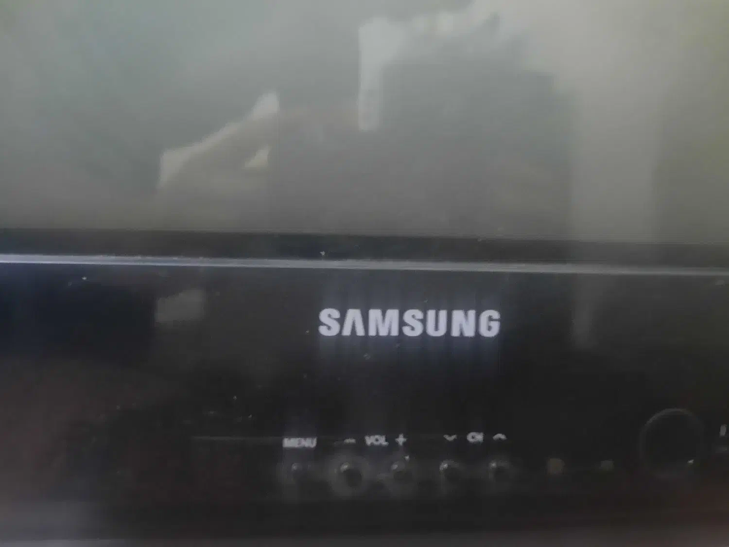 تلویزیون سامسونگ کاملا سالم همراه با کنترل|تلویزیون و پروژکتور|بومهن, |دیوار