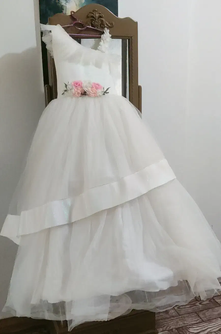 لباس عروس|لباس|آستانه اشرفیه, |دیوار