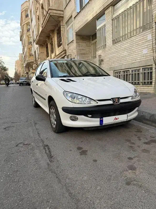 پژو ۲۰۶ مدل ۹۸ بی رنگ|خودرو سواری و وانت|تهران, گیشا|دیوار