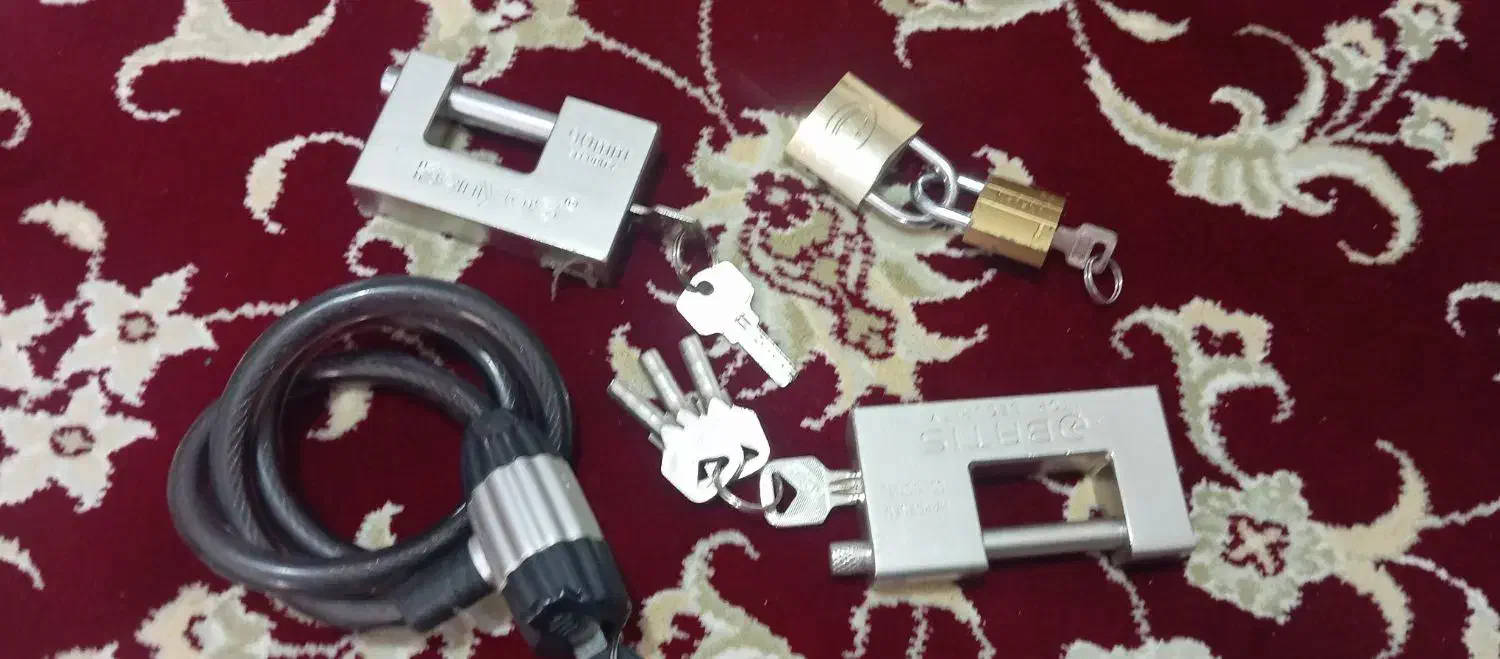 قفل|ابزارآلات|اردکان, |دیوار