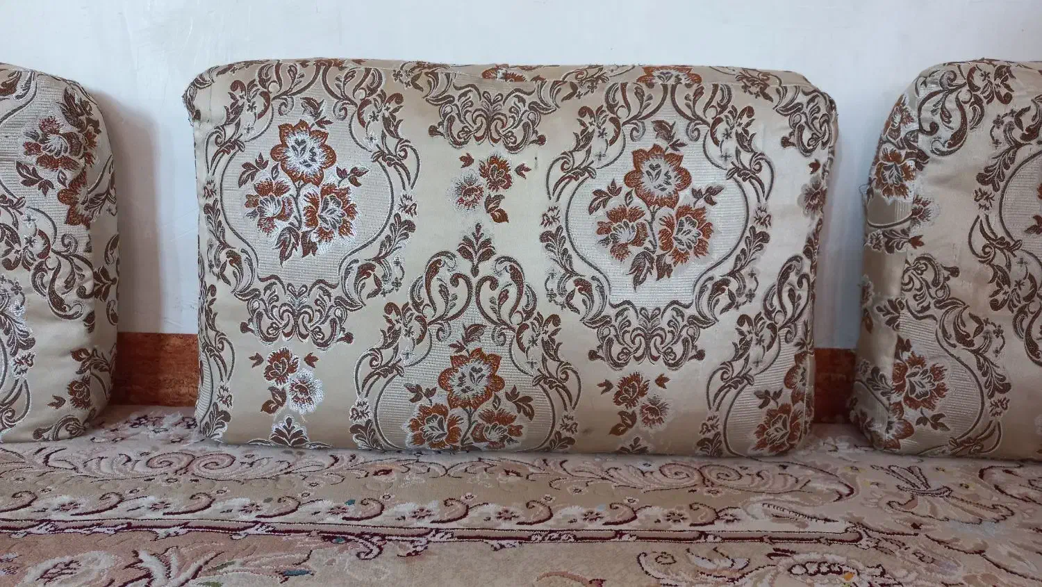 ۸عدد پشتی تمام پنبه|پشتی|کامیاران, |دیوار