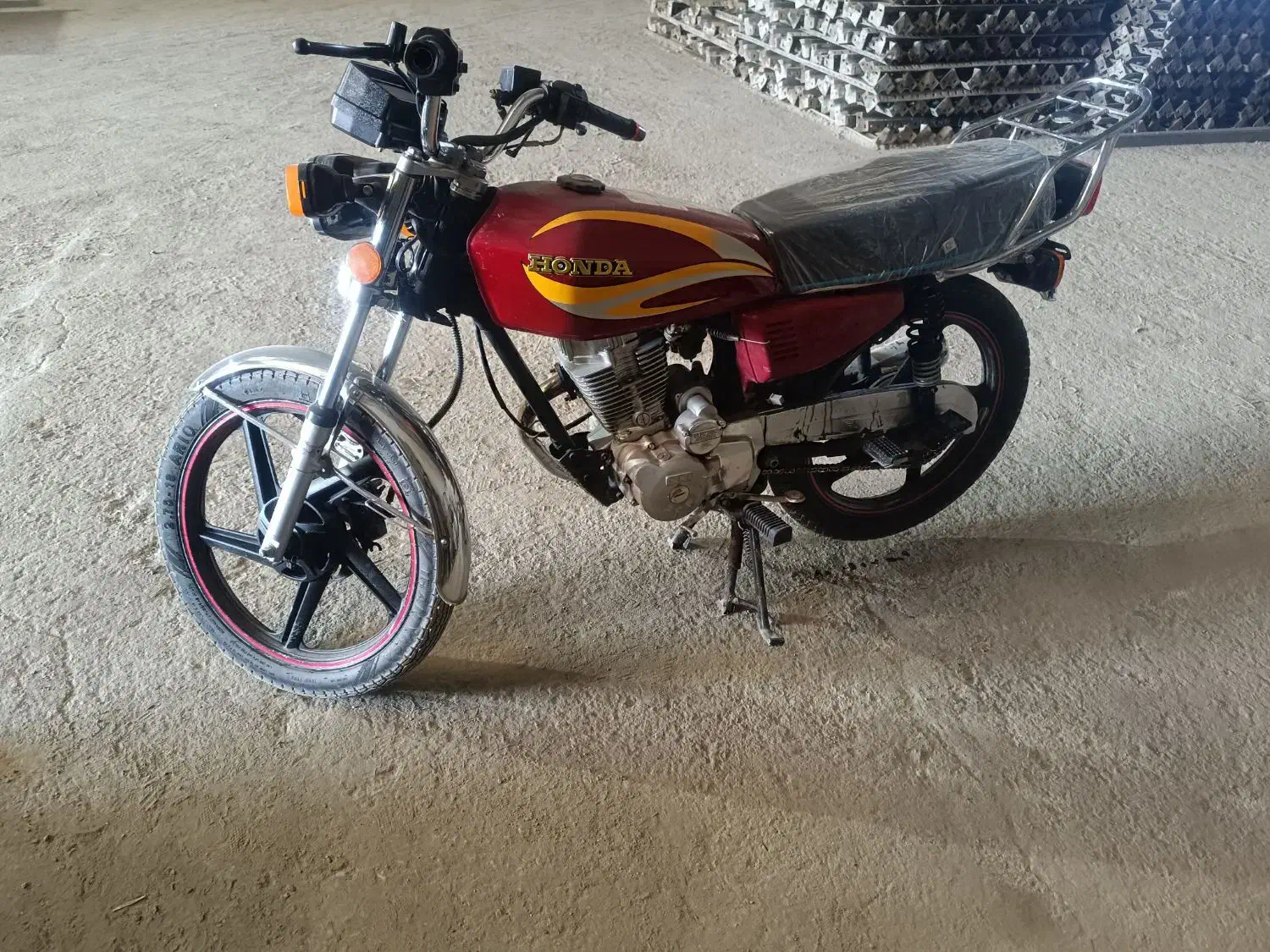 هندا ۲۰۰ خشک|موتورسیکلت|زاهدان, |دیوار