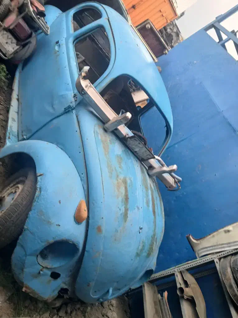 اتاق خالی فولکس واگن قدیمی|خودرو کلاسیک|خاوران, |دیوار