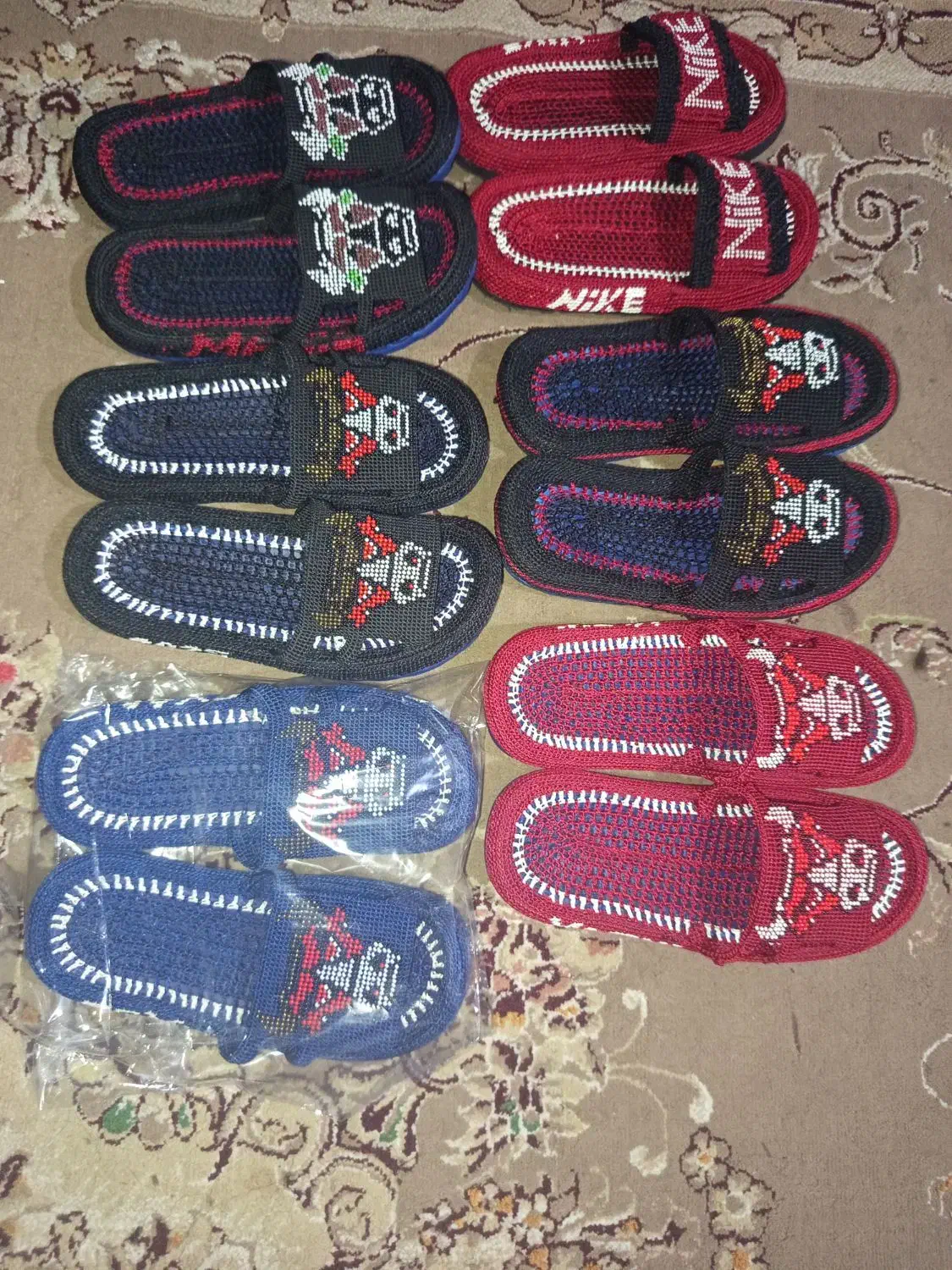 1600|کیف، کفش، کمربند|نگین شهر, |دیوار