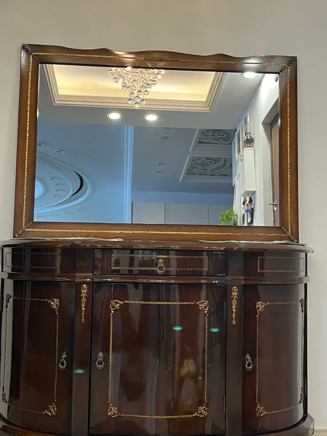 کنسول|بوفه، ویترین، کنسول|قم, باغ کرباسی|دیوار