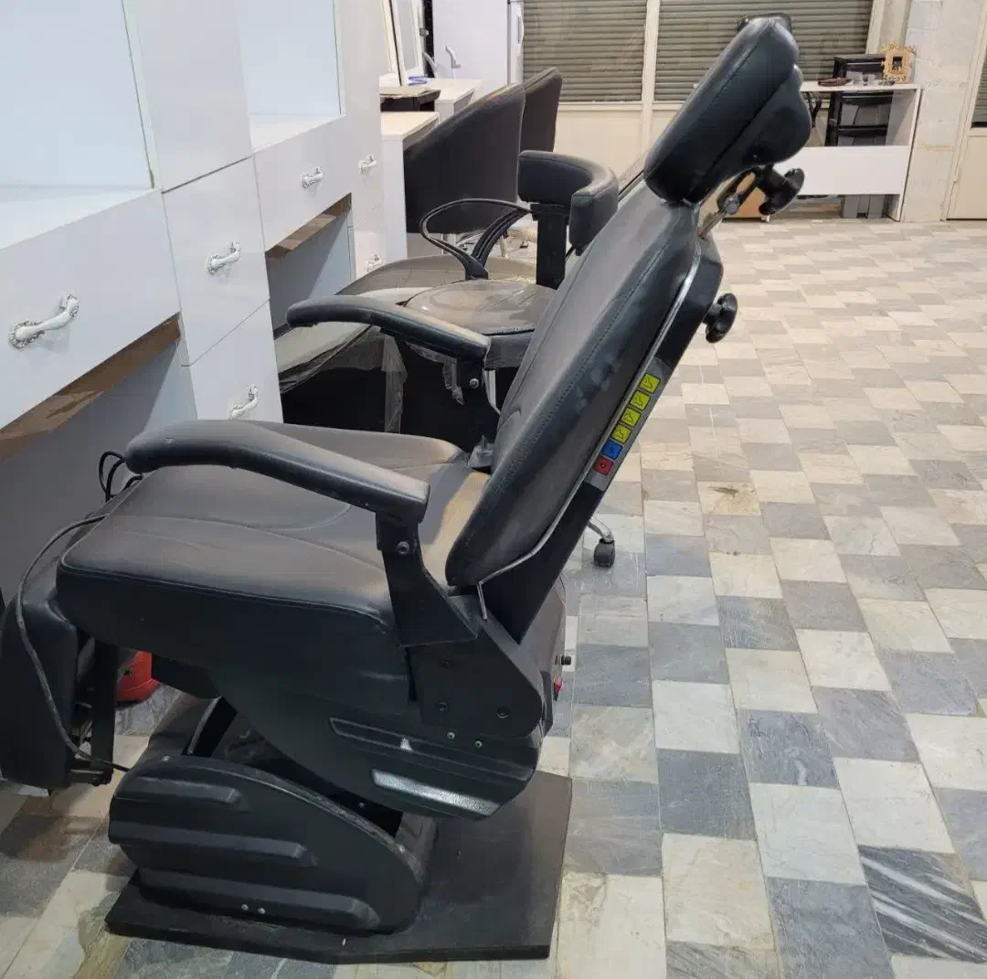 لوازم ارایشگاه حراج ۲میلیون|آرایشگاه و سالن‌های زیبایی|قم, نیروگاه|دیوار