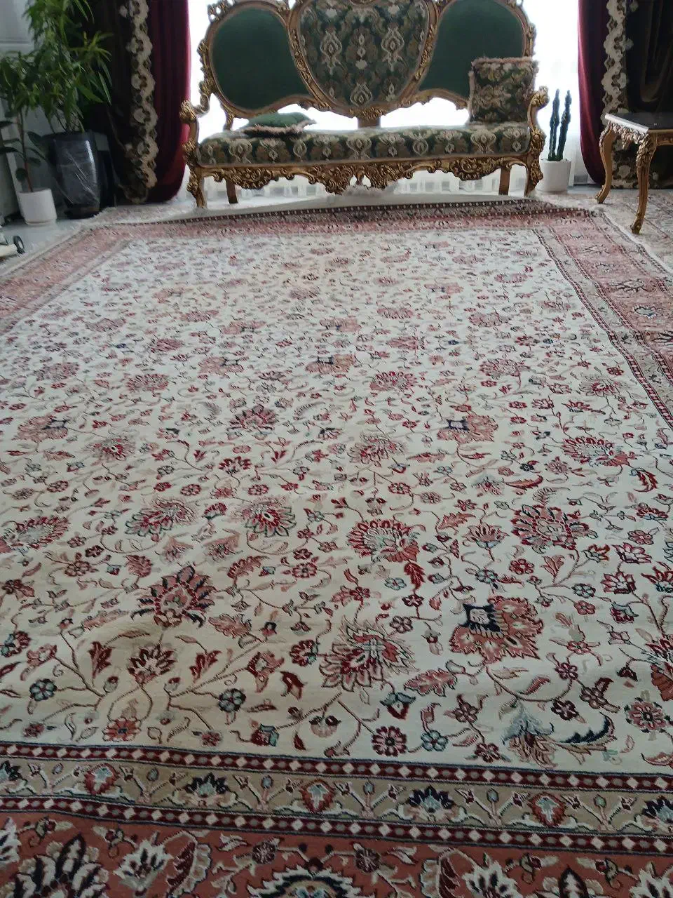 فرش ۳در۴ بسیار تمیز و سالم|فرش|مشهد, الهیه|دیوار