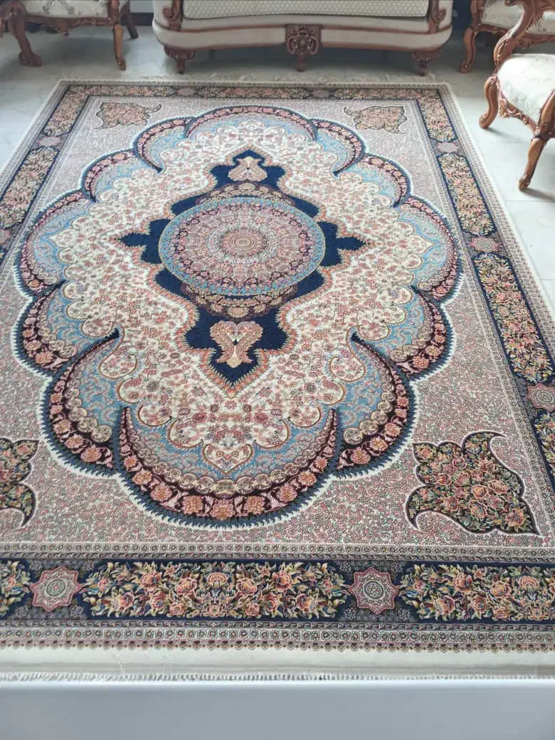 فرش نو|فرش|فردیس, فردیس|دیوار